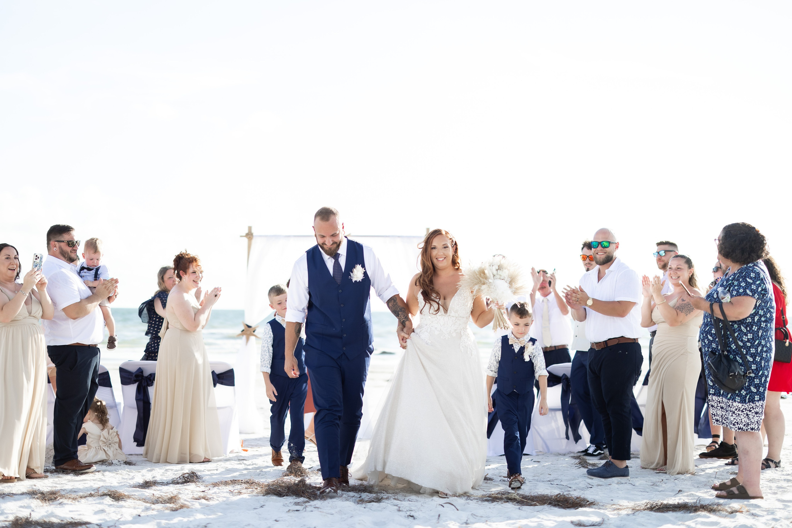 ELOPEMENTS. Wedding Photography & Videography contenting in Tennessee and Florida