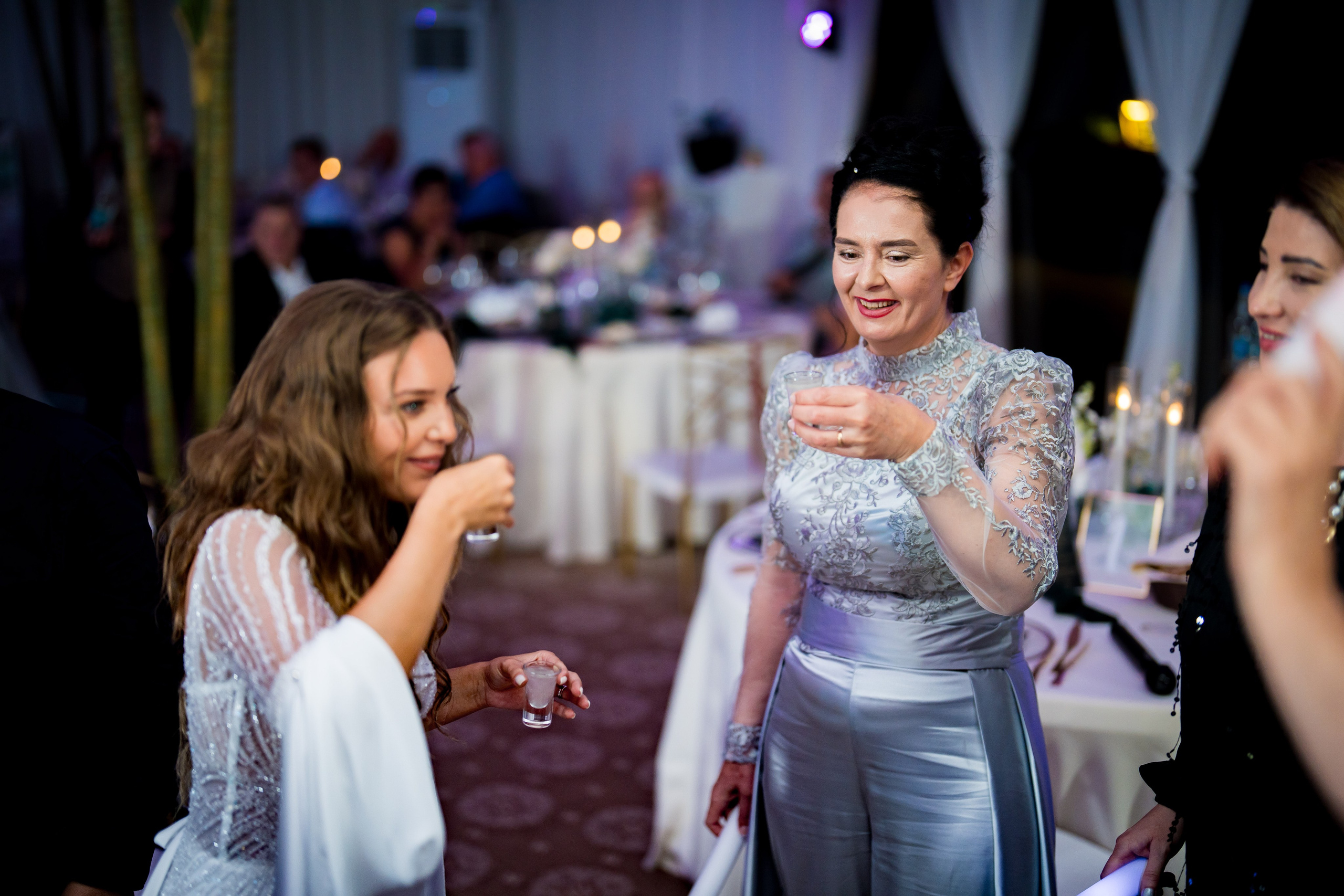 PARTY. Gabriel Florea — Fotograf nuntă București