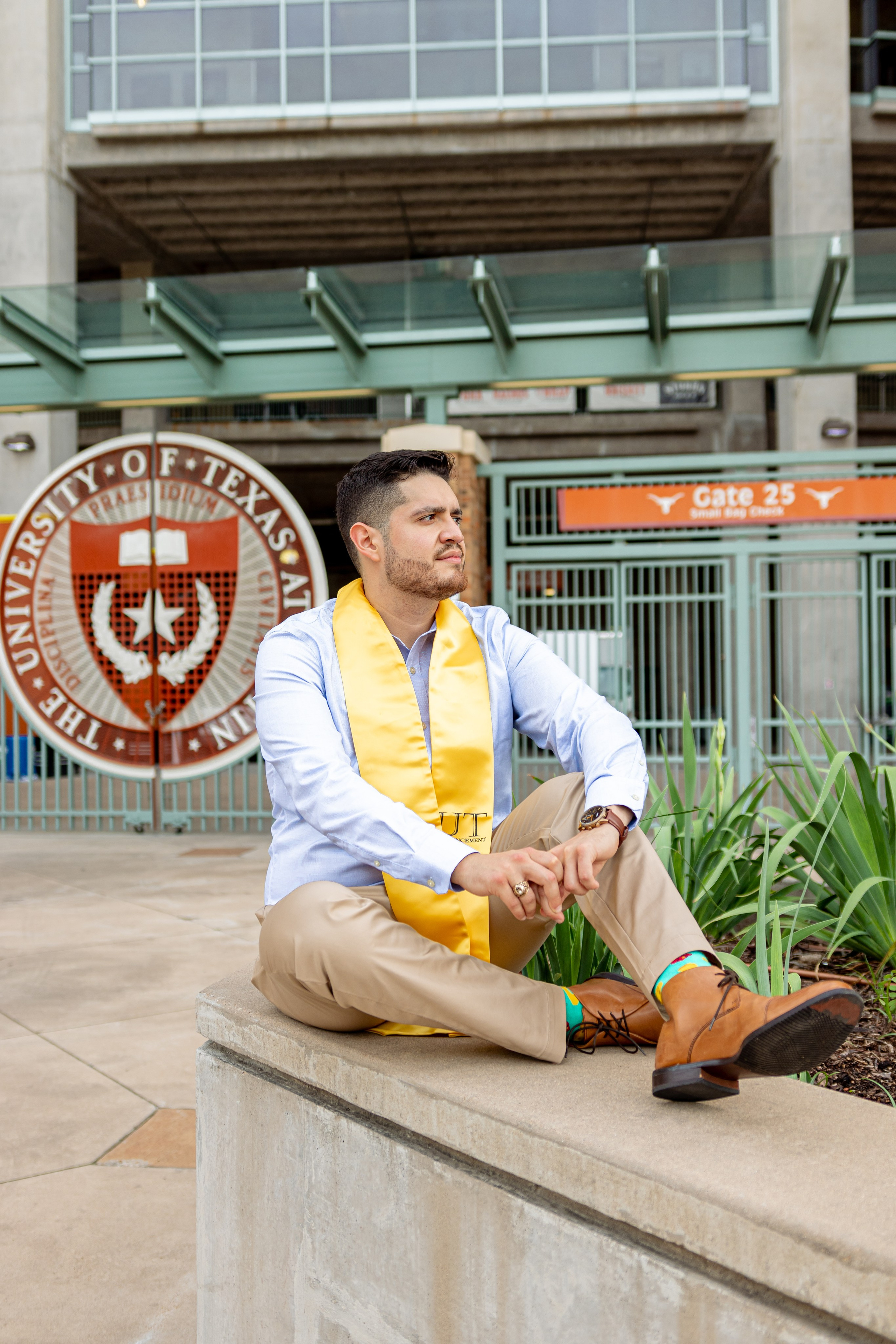 Pedro’s senior photoshoot at the University of Texas Austin