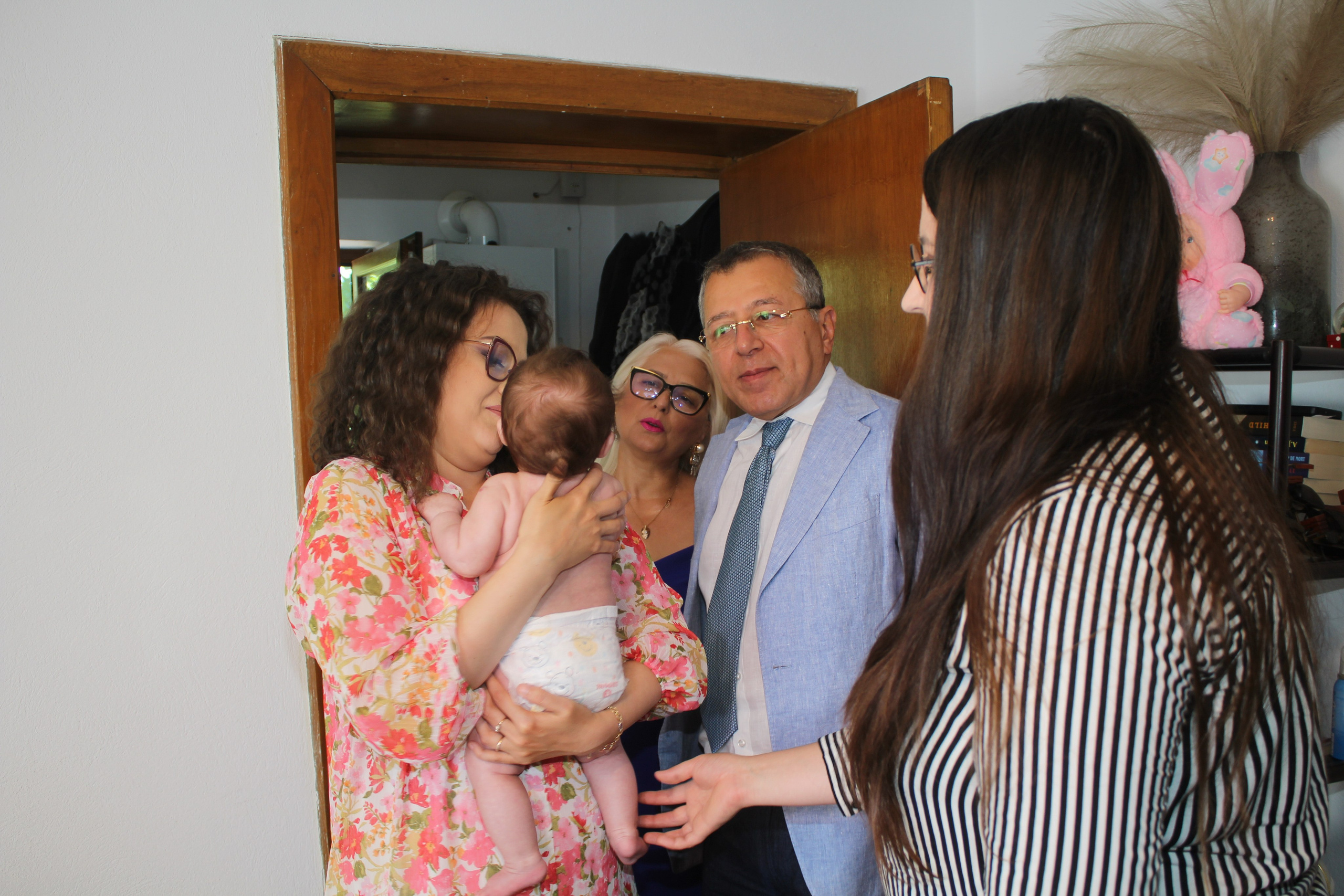 BYZO MEDIA. PETRU BYZO - family and children photographer in ROMANIA