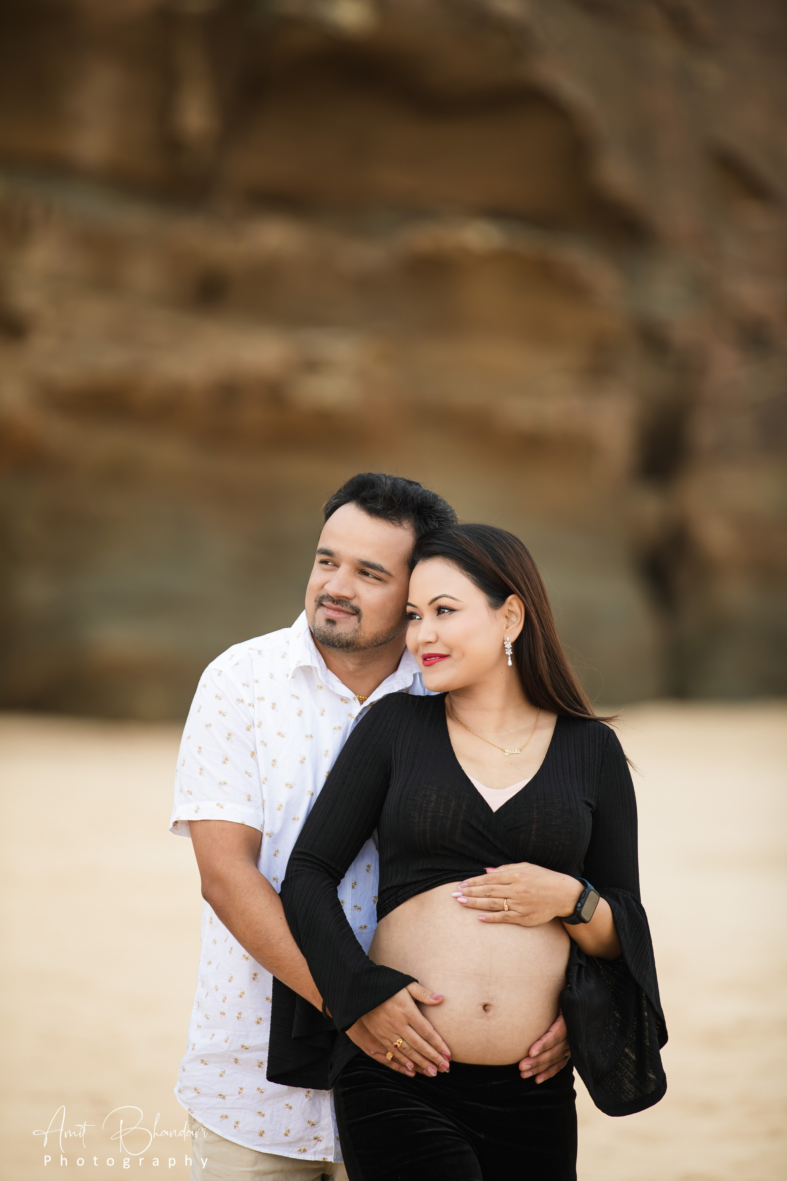 Outdoor Maternity Photoshoot. Freelance Photographer in Newcastle & Central Coast