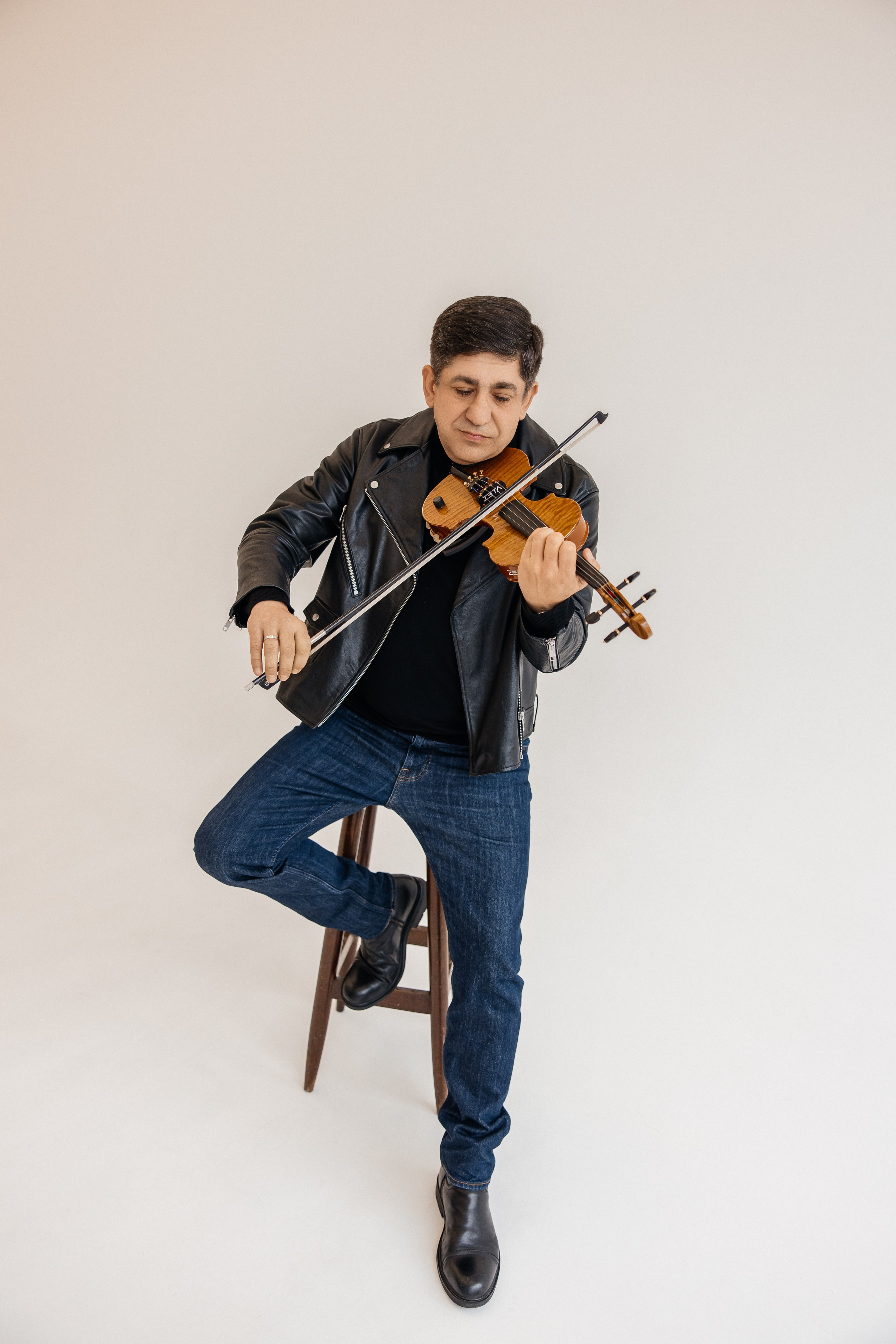 Corneliu & Angela Botgros. Furduidumitru.com