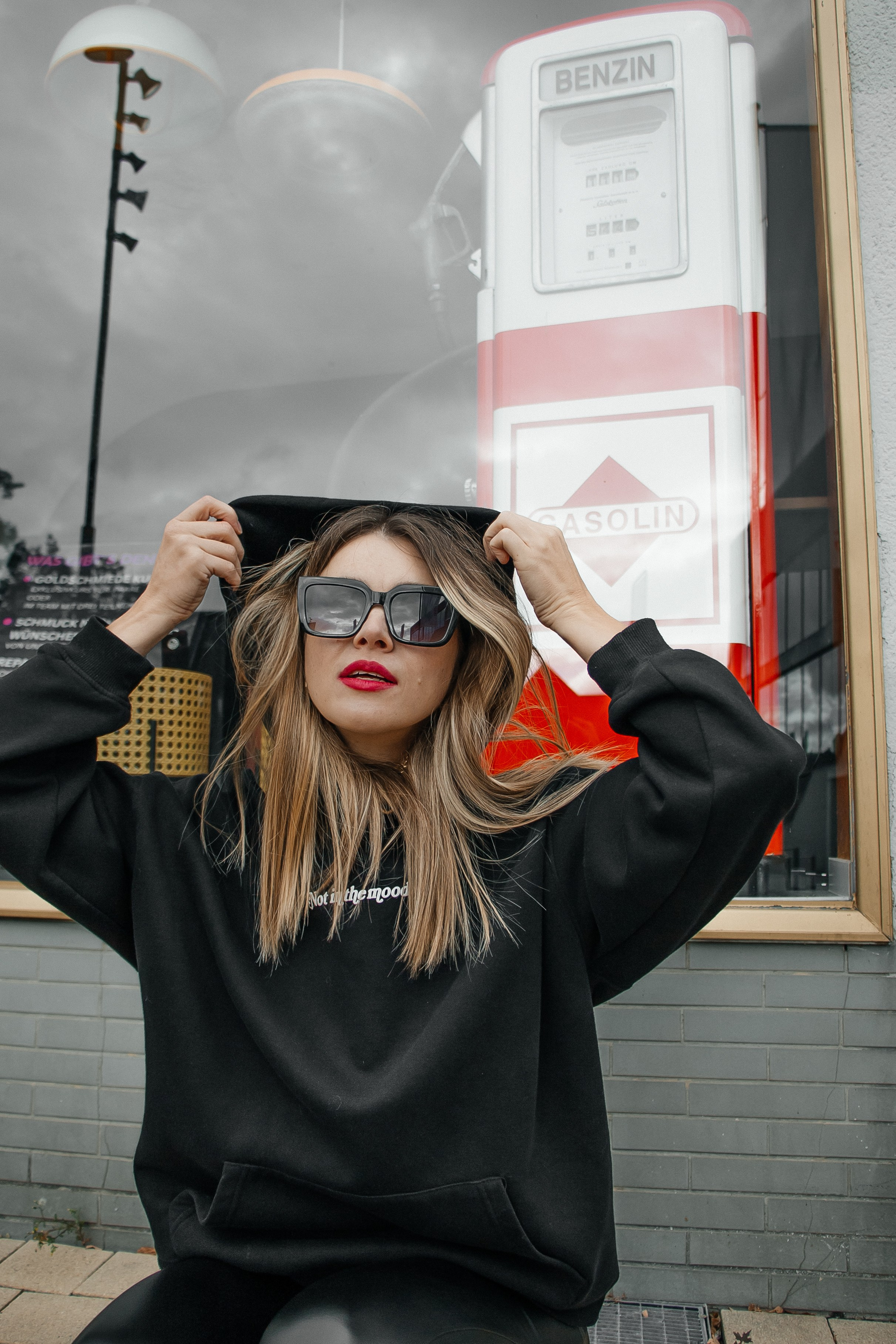 Red girl. PHOTOgrapher Germany MARBURG
