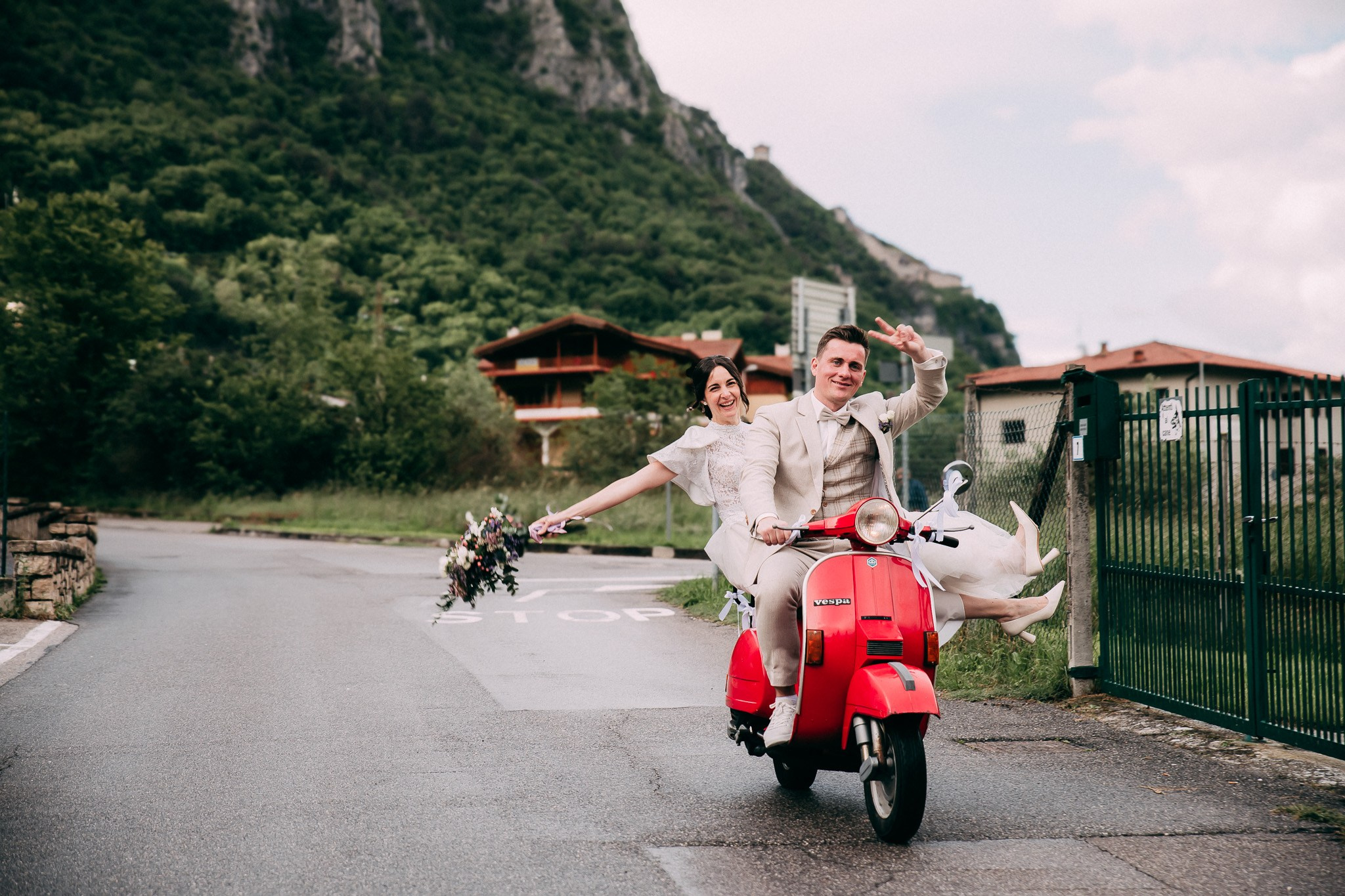 Wedding lake Idro. Diana Fedrigo | Fotografa matrimoni in Italia
