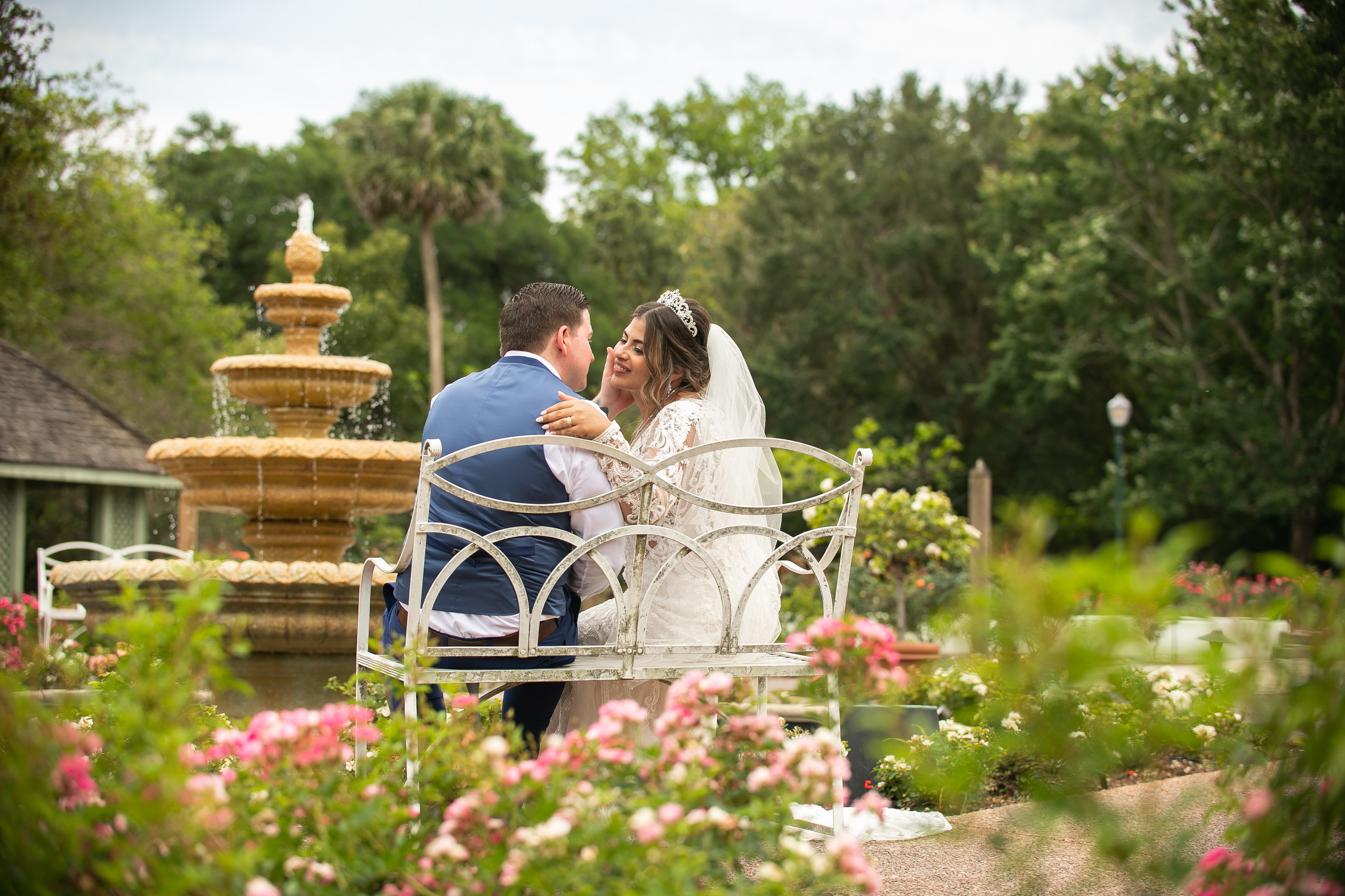 Wedding in The Lue Gardens intimate wedding photography. Lana Photography — Wedding & Family Photographer in Florida & Beyond