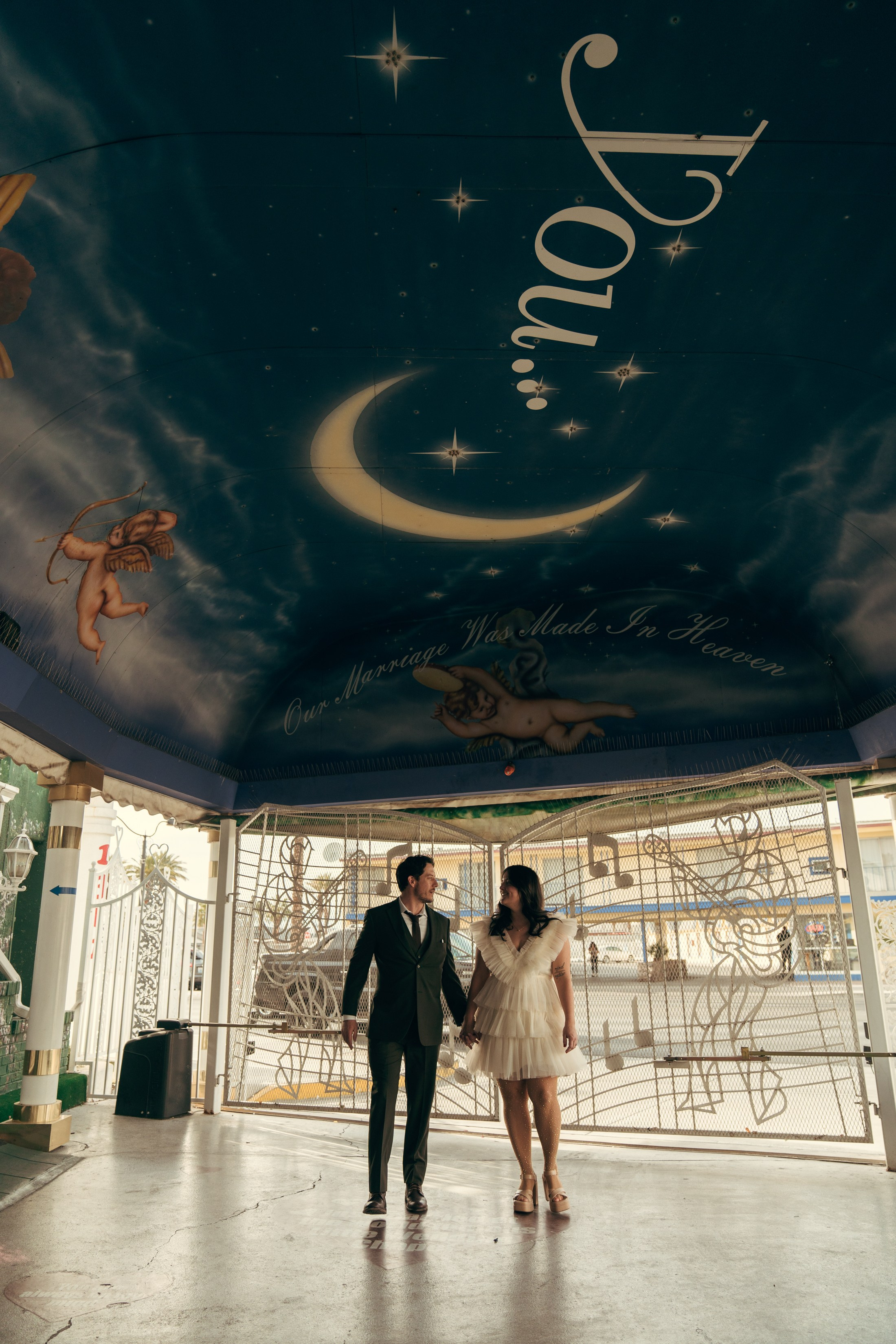 Grace&Jesse. Wedding & elopement photographer Viktoriya Kravtsov. Las Vegas