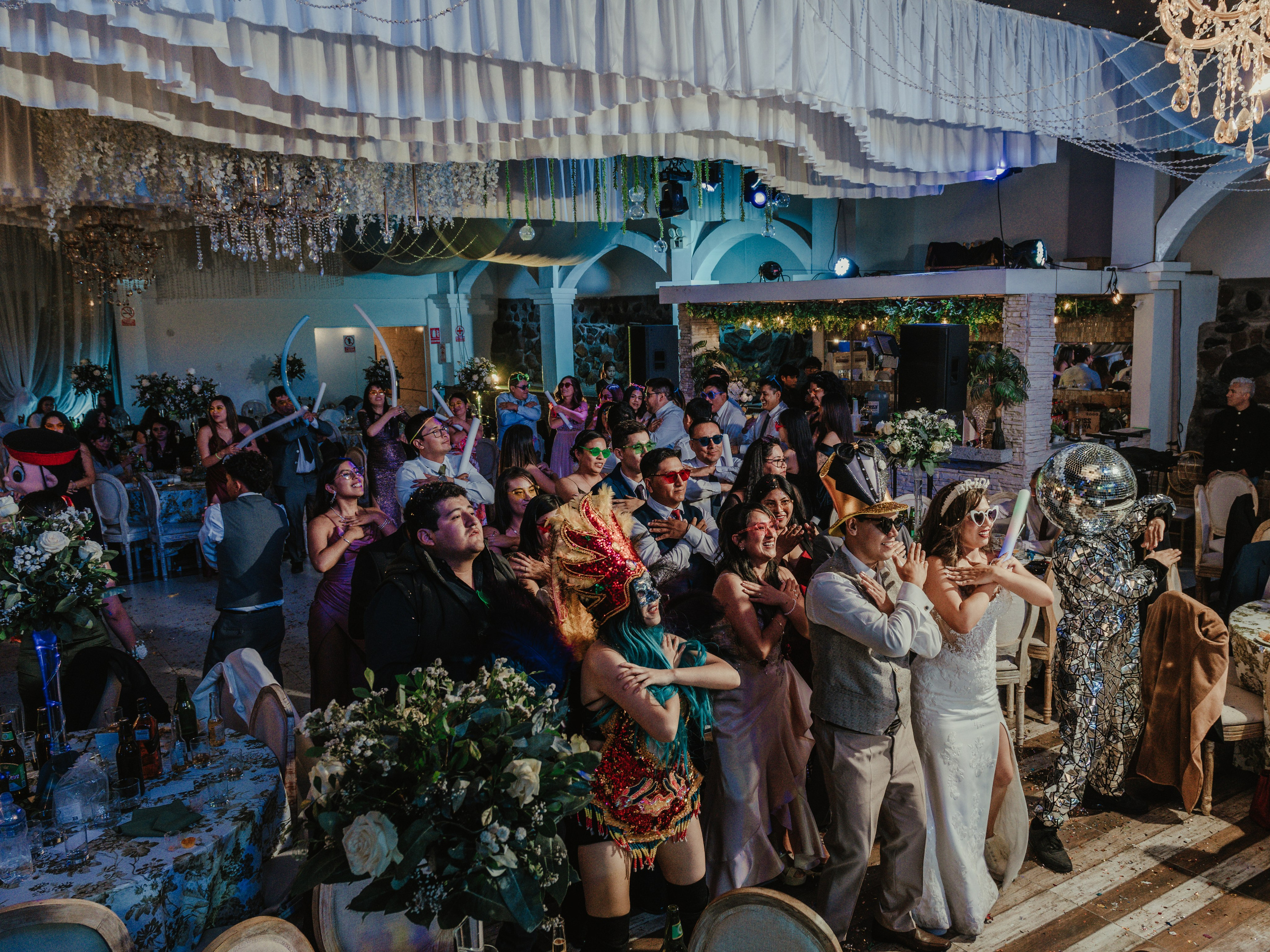 CARLA Y MARIO BODA RELIGIOSA. Studio KVTA | Fotografía y Video de Bodas en Arequipa