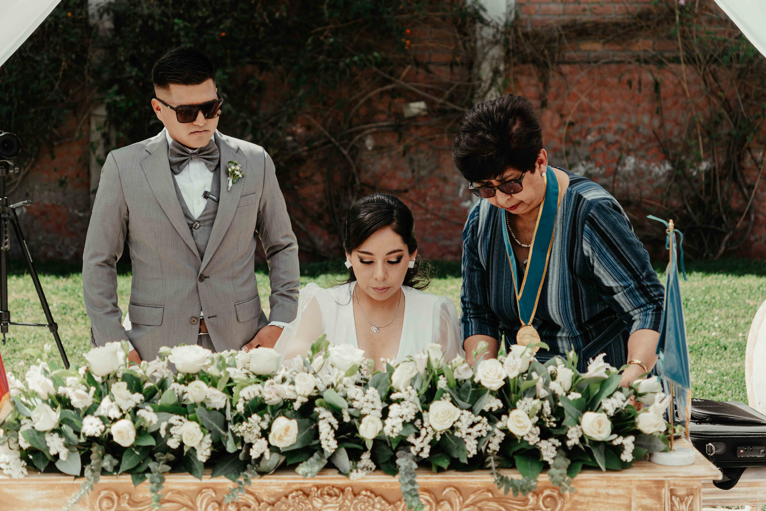 VICTOR Y MELANY BODA CIVIL. Studio KVTA | Fotografía y Video de Bodas en Arequipa