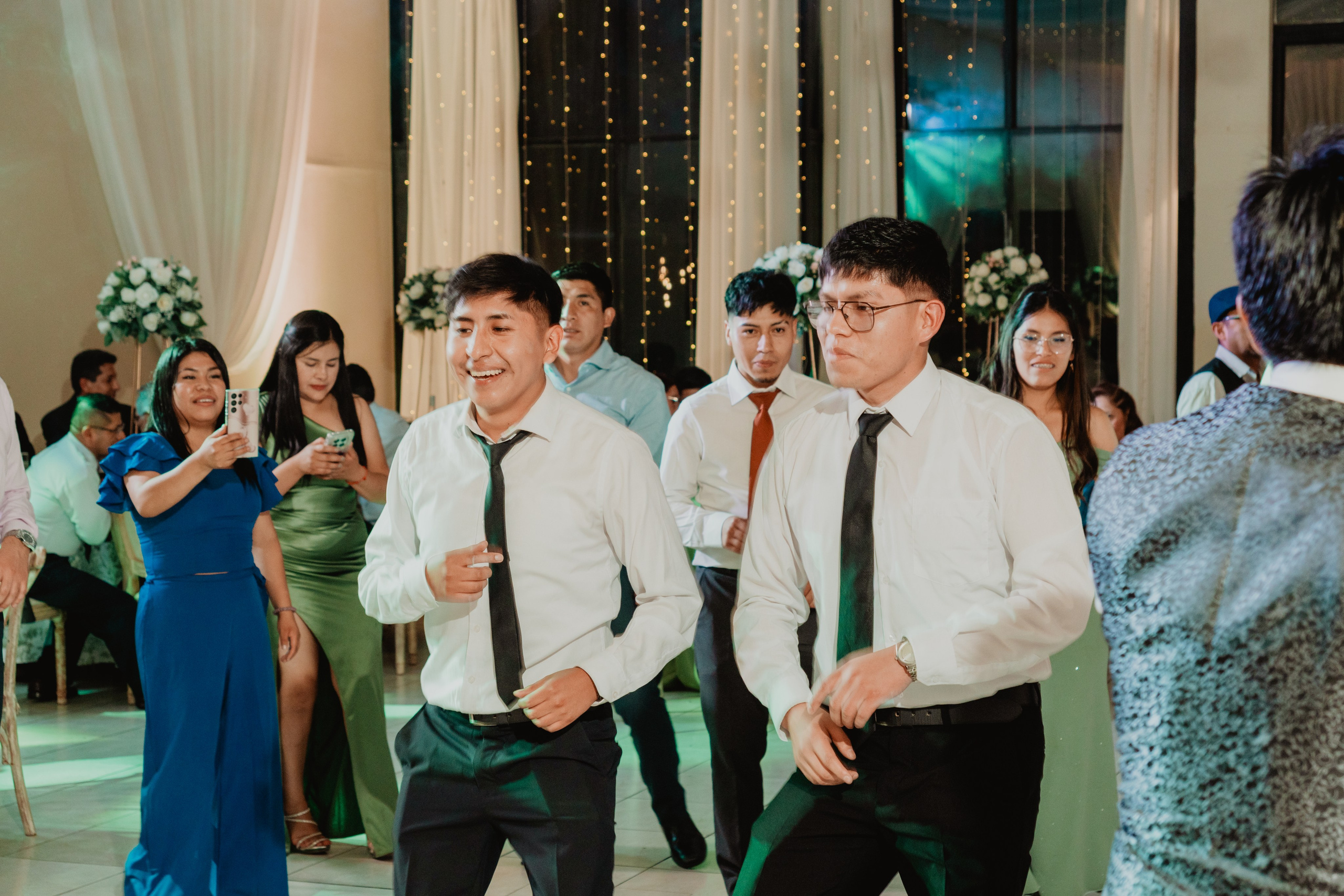 FERNANDO + MARIBEL | BODA RELIGIOSA. Studio KVTA | Fotografía y Video de Bodas en Arequipa