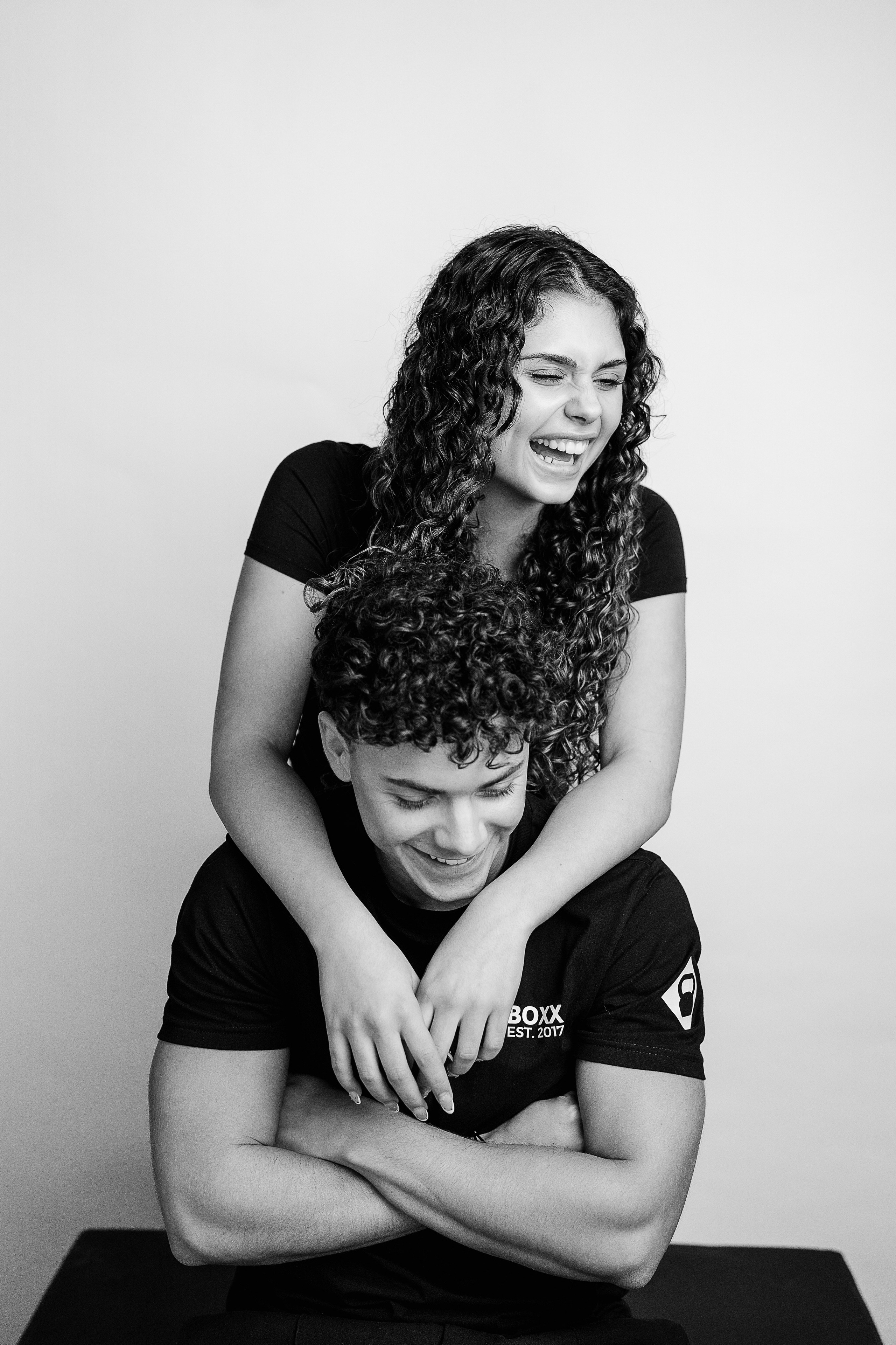 Amina Yassin. Familien, Portrait und Konzeptualfotografie in Genf, Schweiz