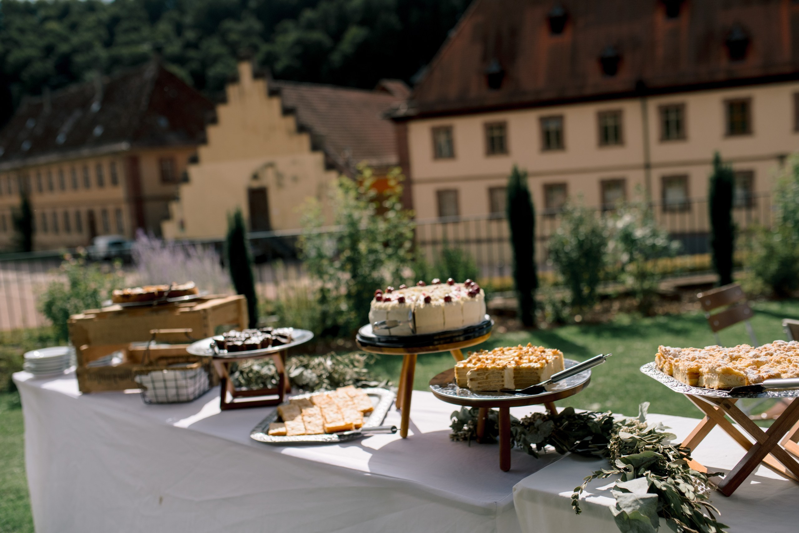 Hochzeit Kloster Bronnbach – Hochzeitsfotografin Würzburg. Hochzeitsfotograf Würzburg | Anna Saribekyan