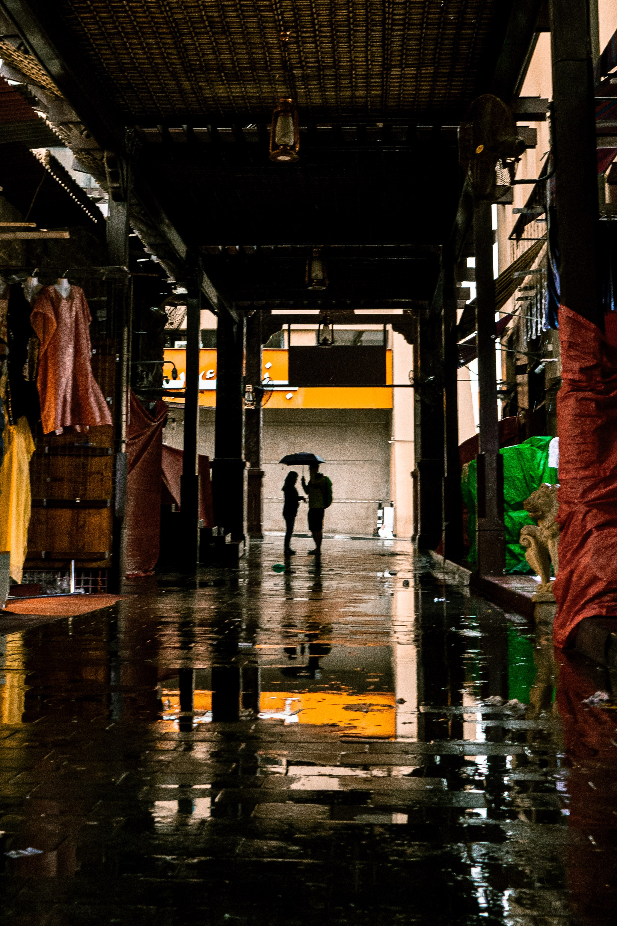 Rainy Dubai. Versoluna