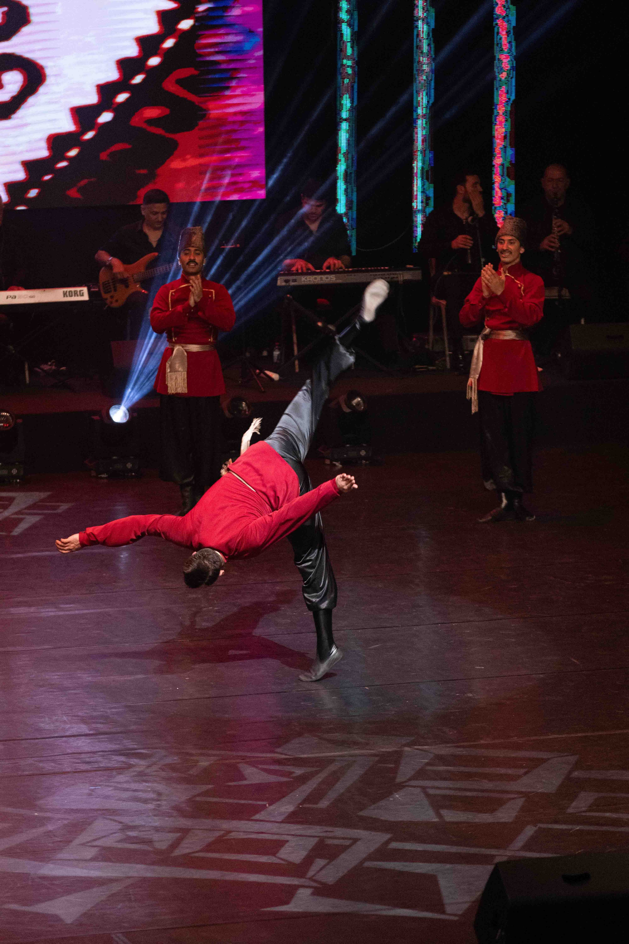 STATE DANCE ENSEMBLE. Wedding&Event photographer Ismail Rzayev in Baku