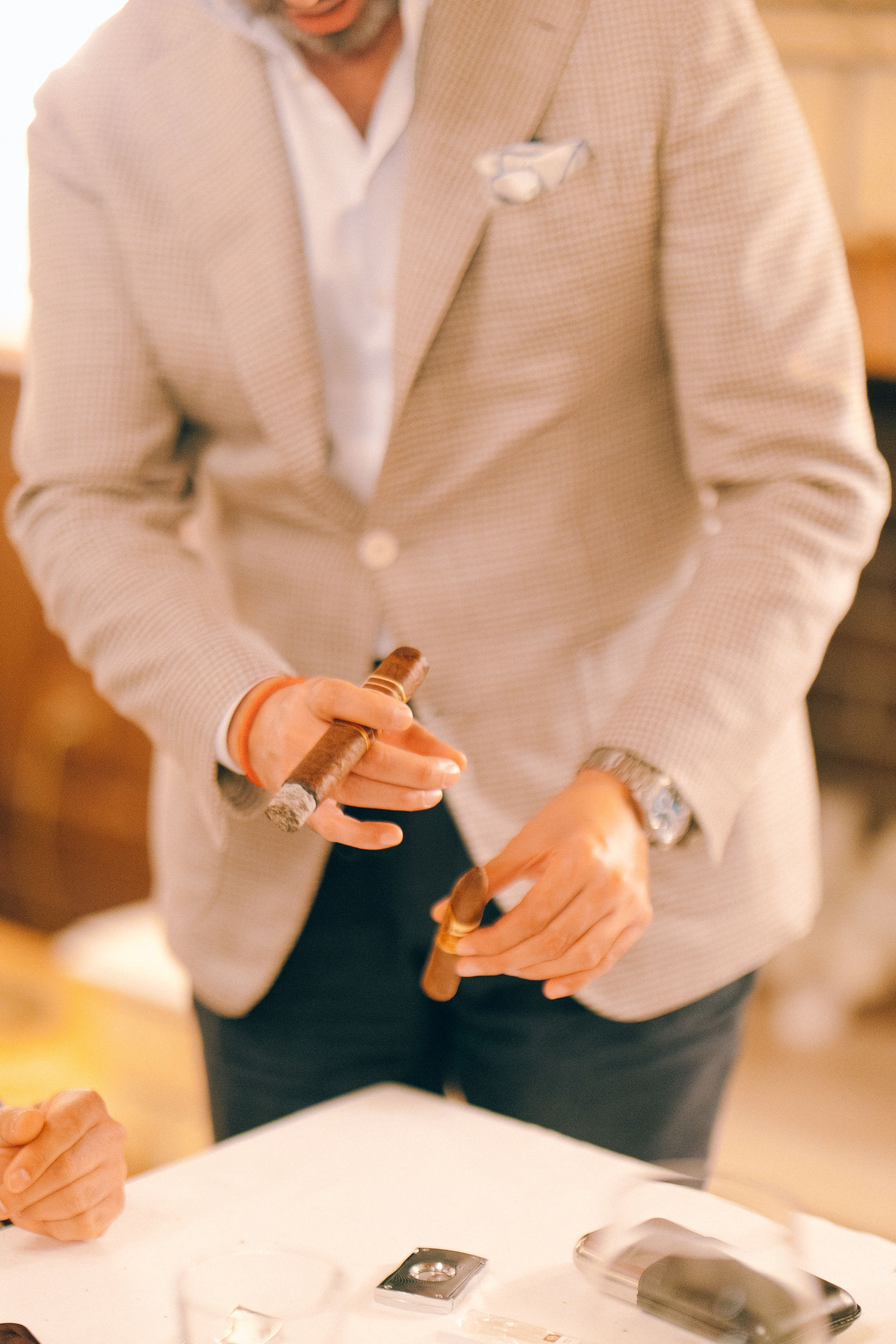 CIGAR CLUB. Wedding&Event photographer Ismail Rzayev in Baku