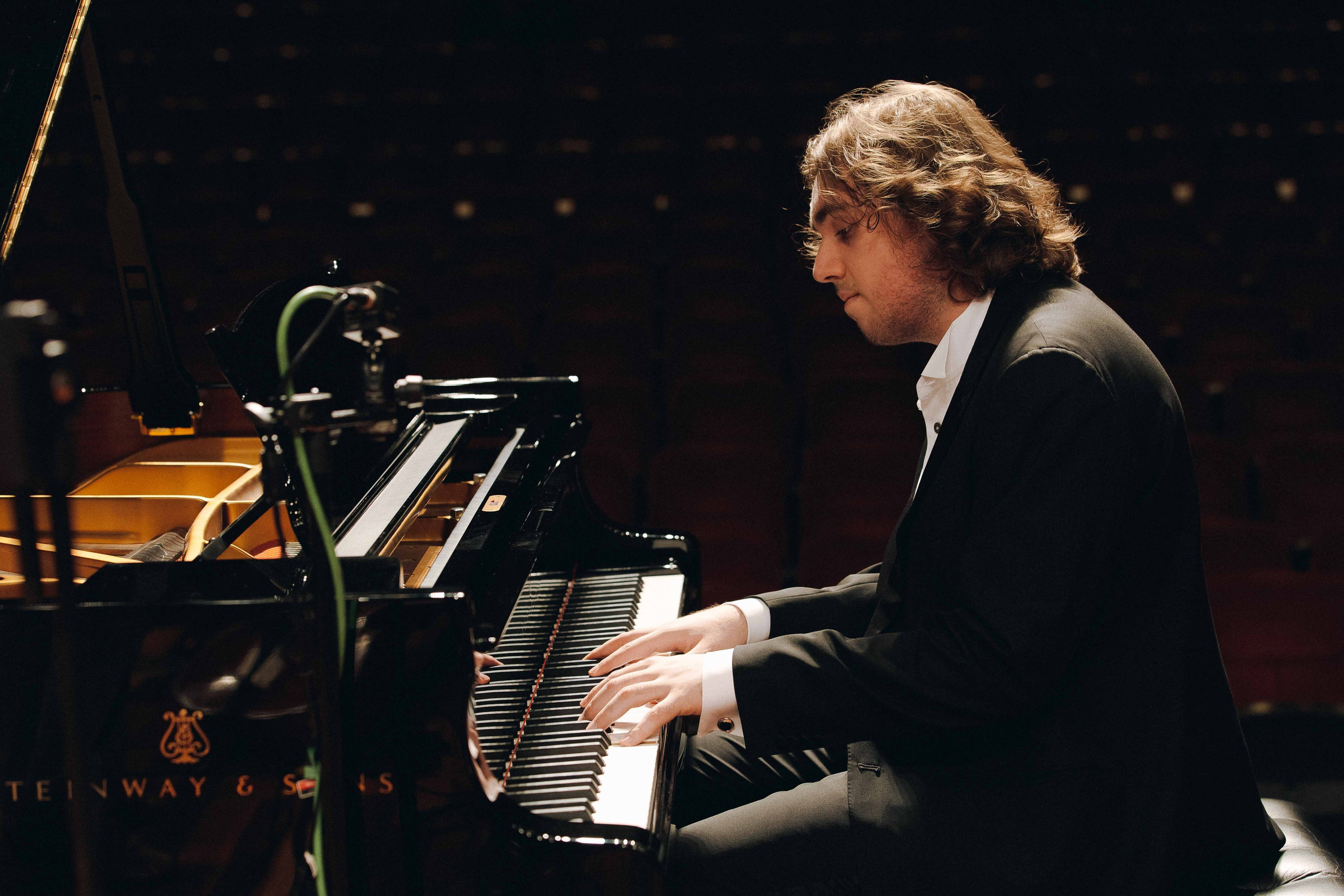 The Tchaikovsky Academic Grand Symphony Orchestra in Istanbul. Wedding&Event photographer Ismail Rzayev in Baku