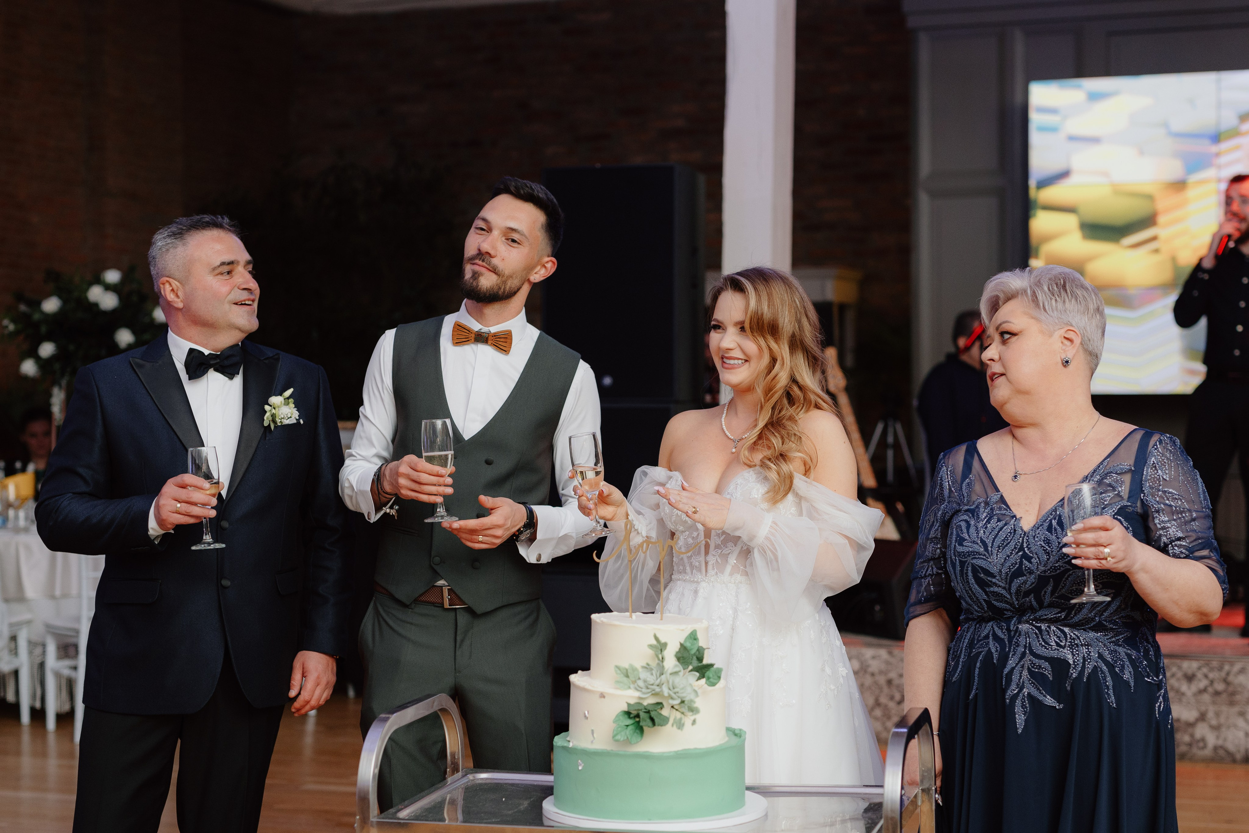 Nicoleta & Lucian. Main