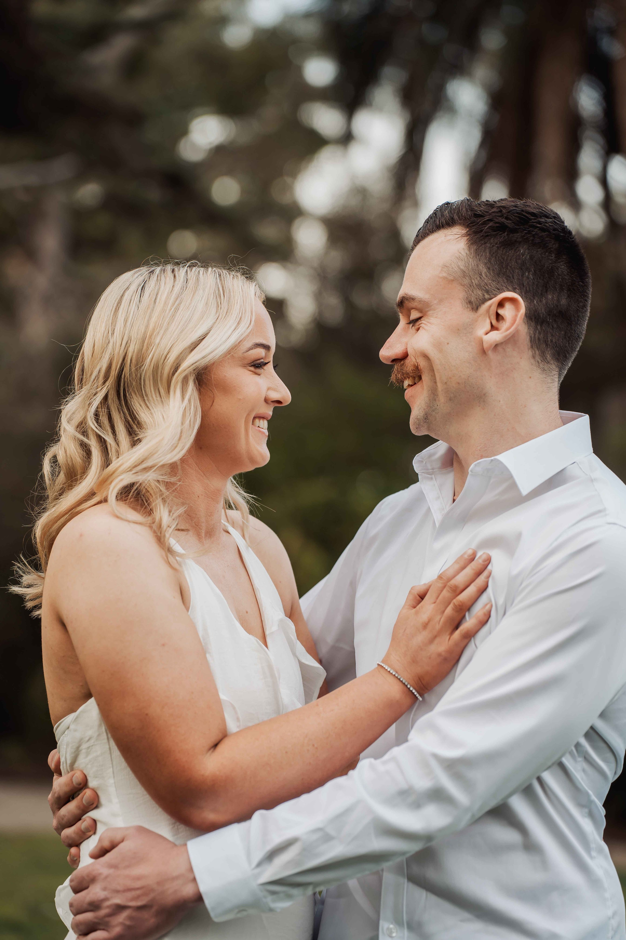 Melbourne pre-wedding photographer, engagement session Melbourne, pre-wedding shoot Victoria.