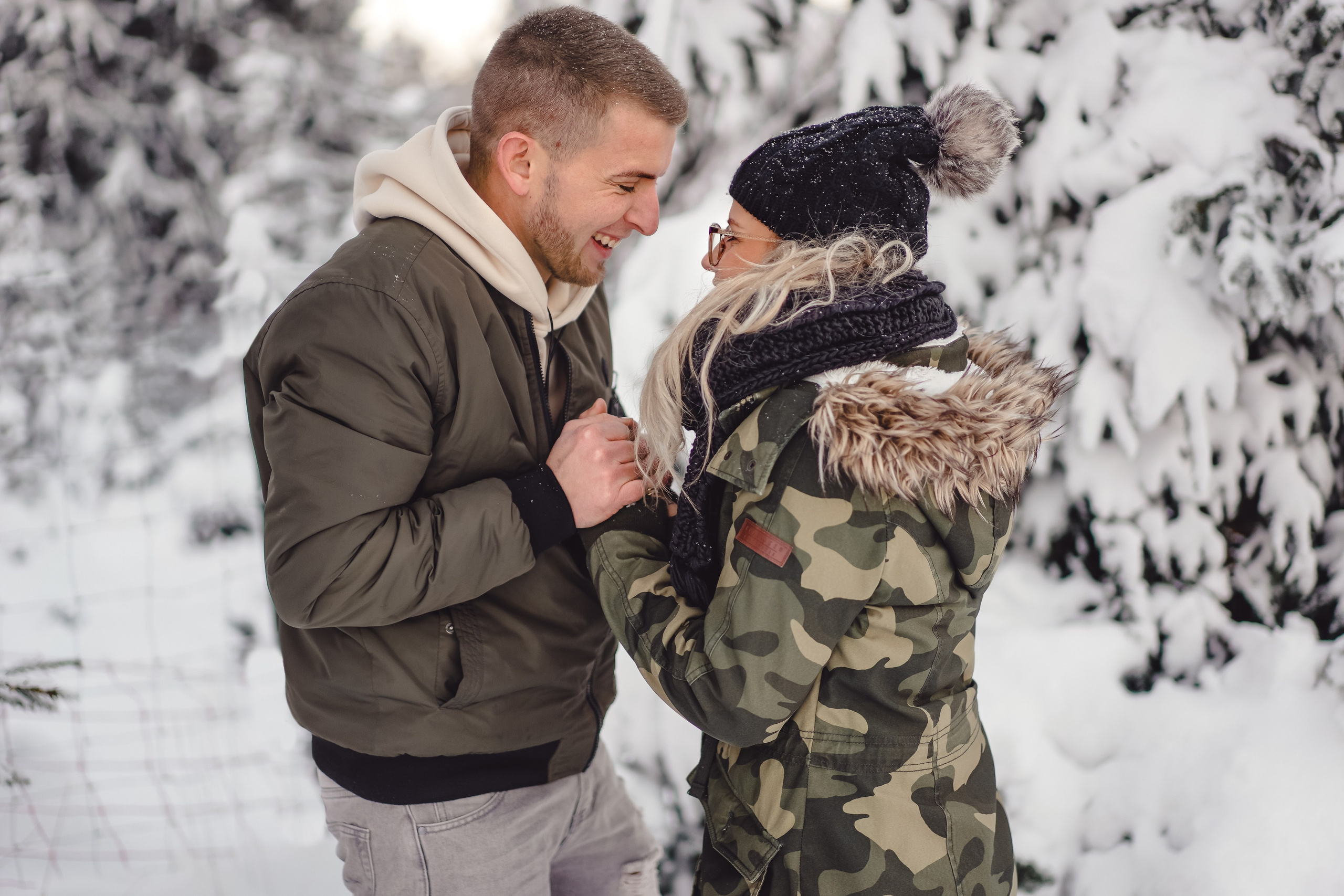 Winter Lovestory. Portraitfotografie in Gründau Elena Ohnstedt