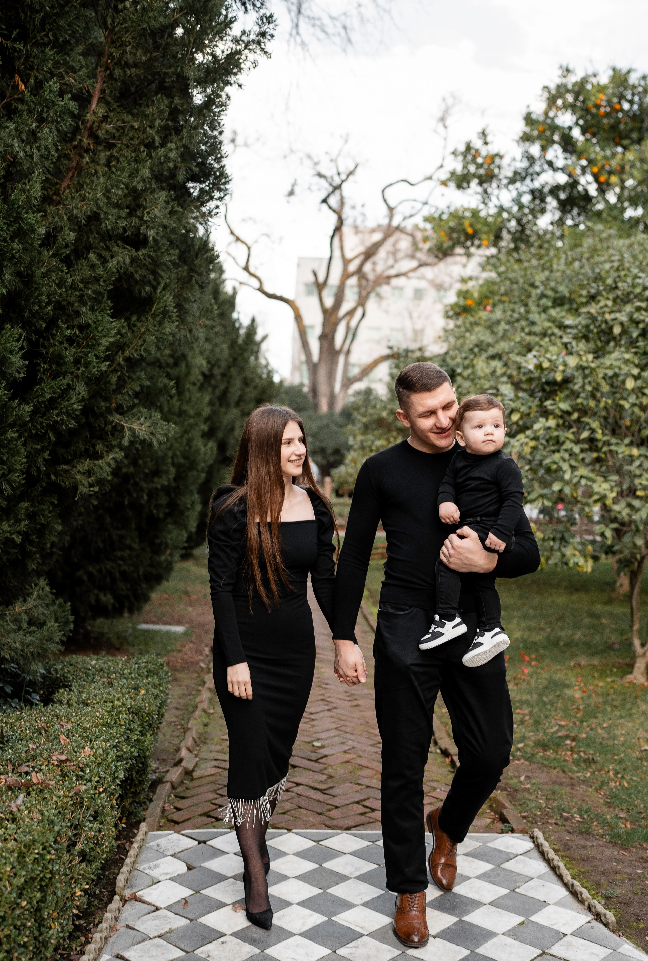Artem, Nadia & Elisha. Family photographer in Sacramento | Sofia Pavenko