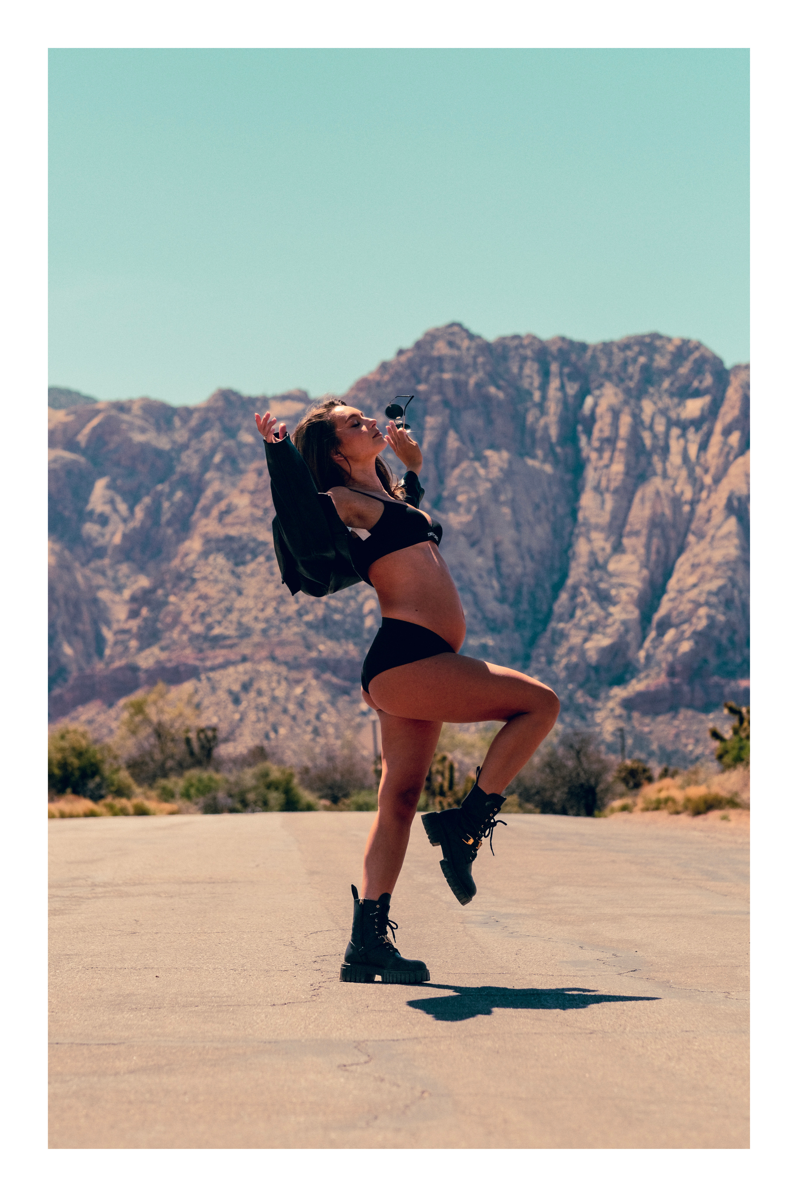 Pregnancy. Wedding photographer Las Vegas