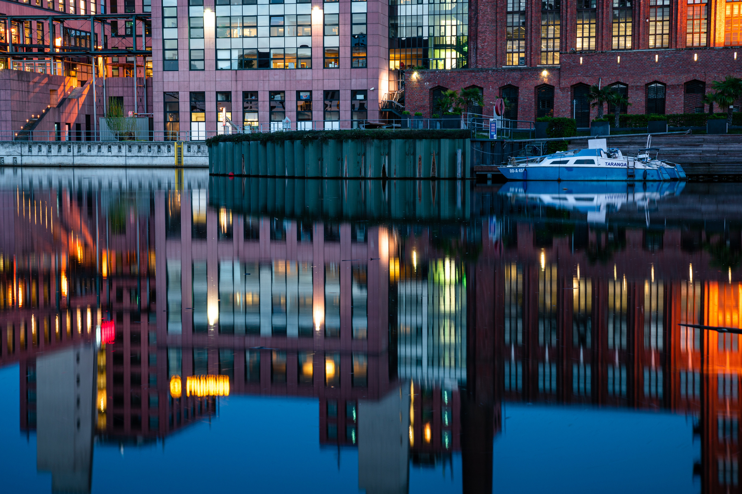 Entdecken Sie die Schönheit der Architektur: Professionelle Fotografie. Fotograf in Berlin Brandenburg (Familien, Kinder, Paare, Hochzeiten)