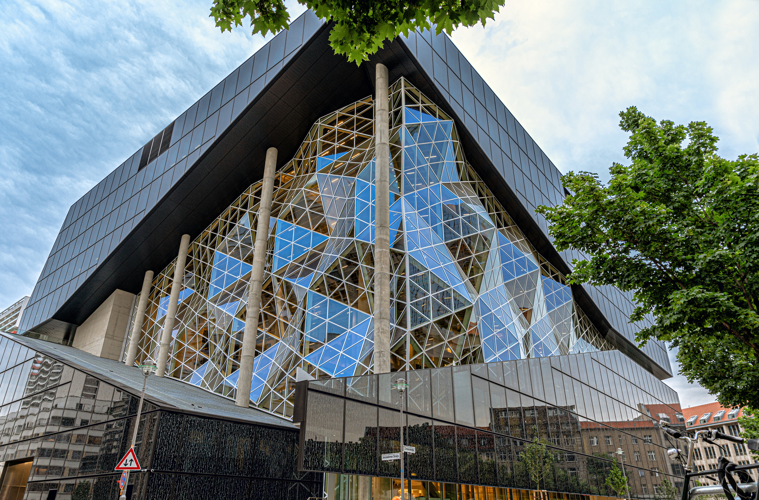 Entdecken Sie die Schönheit der Architektur: Professionelle Fotografie. Fotograf in Berlin Brandenburg (Familien, Kinder, Paare, Hochzeiten)