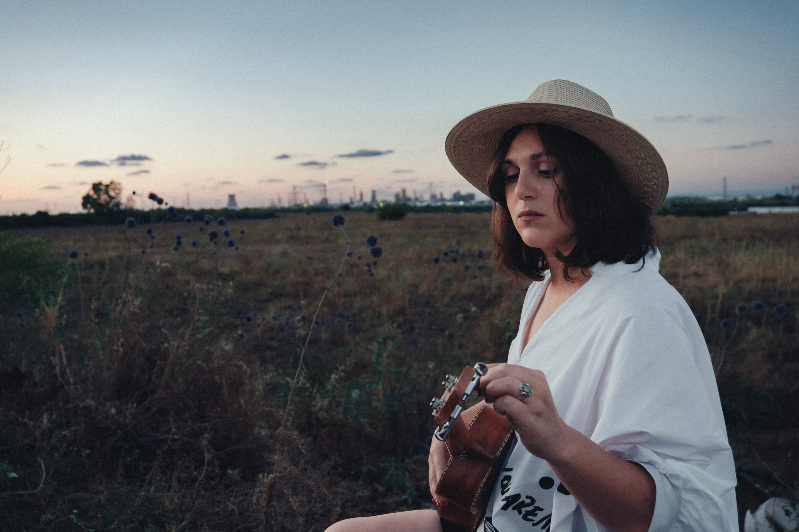 Donna. Art and outdoor photography