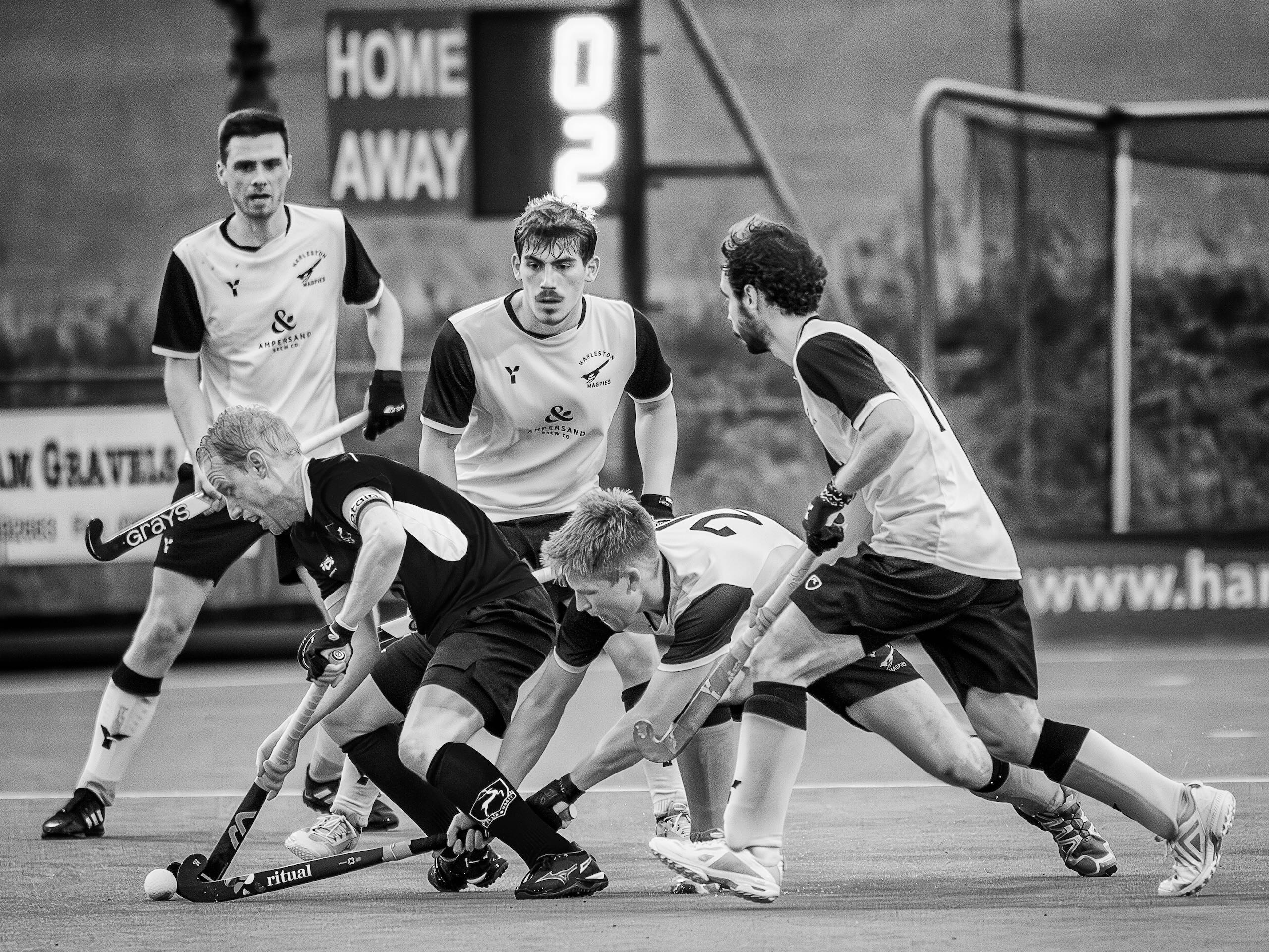 Harleston Magpies vs Blueharts: Hockey Photography. Hedley Wright Photography | East Anglia Sport, Street, Wildlife, Landscape & Astrophotography