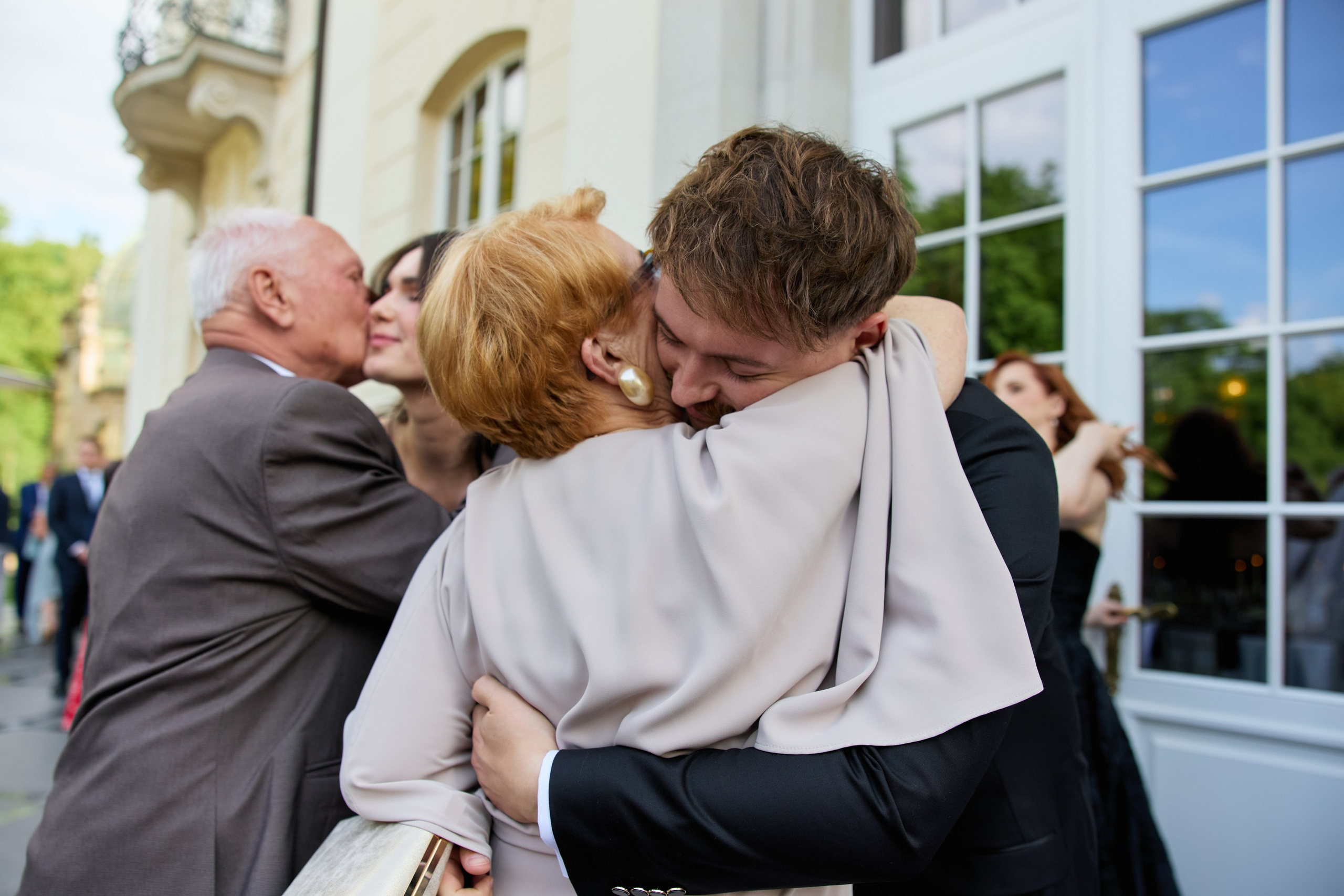 Wiktoria & Kacper. Pałac Goetz. Fotograf ślubny i rodzinny w Krakowie Yana Klymova
