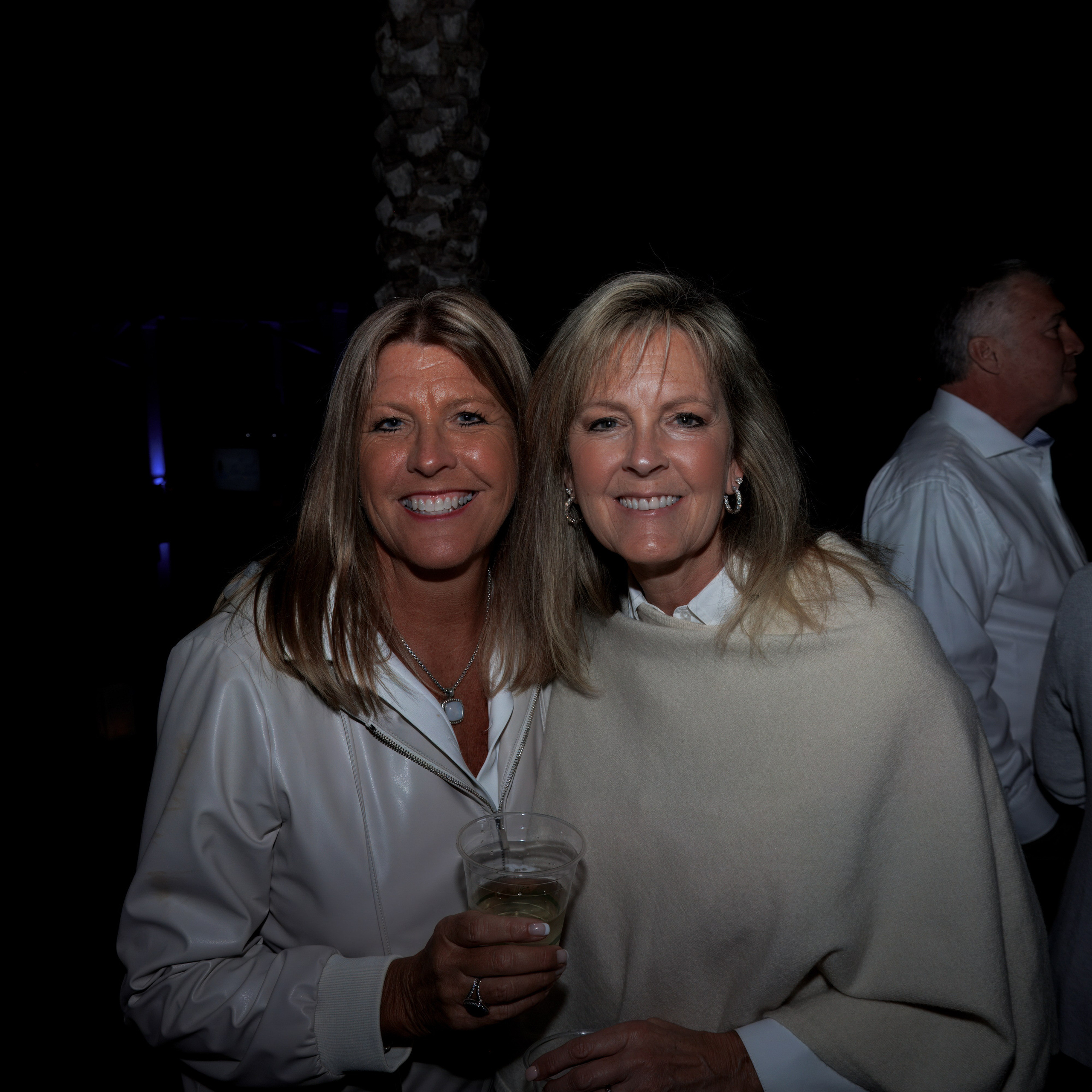 The Isles White Party. Out and About 239