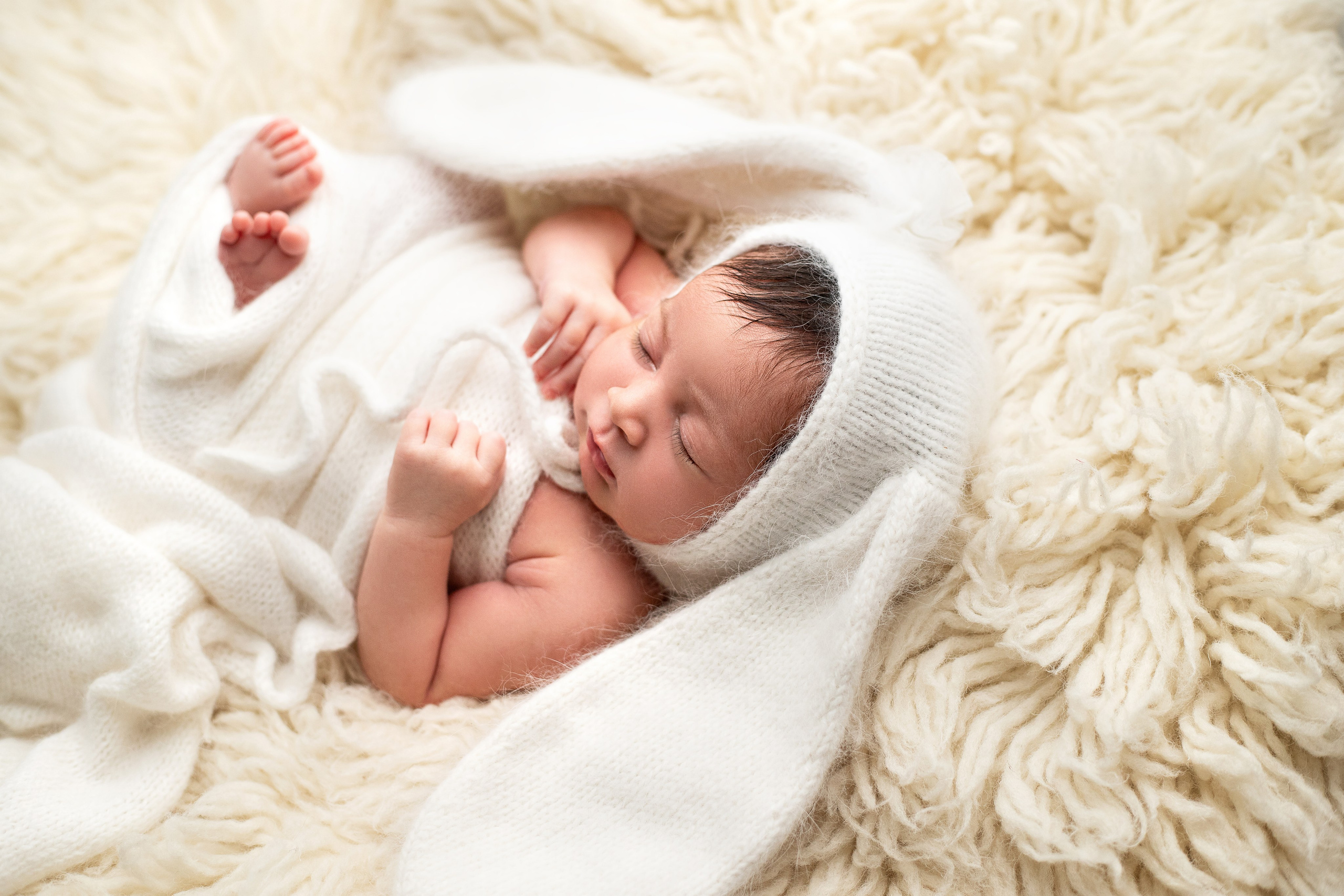 Newborn Classic. Mary Newborn Photo