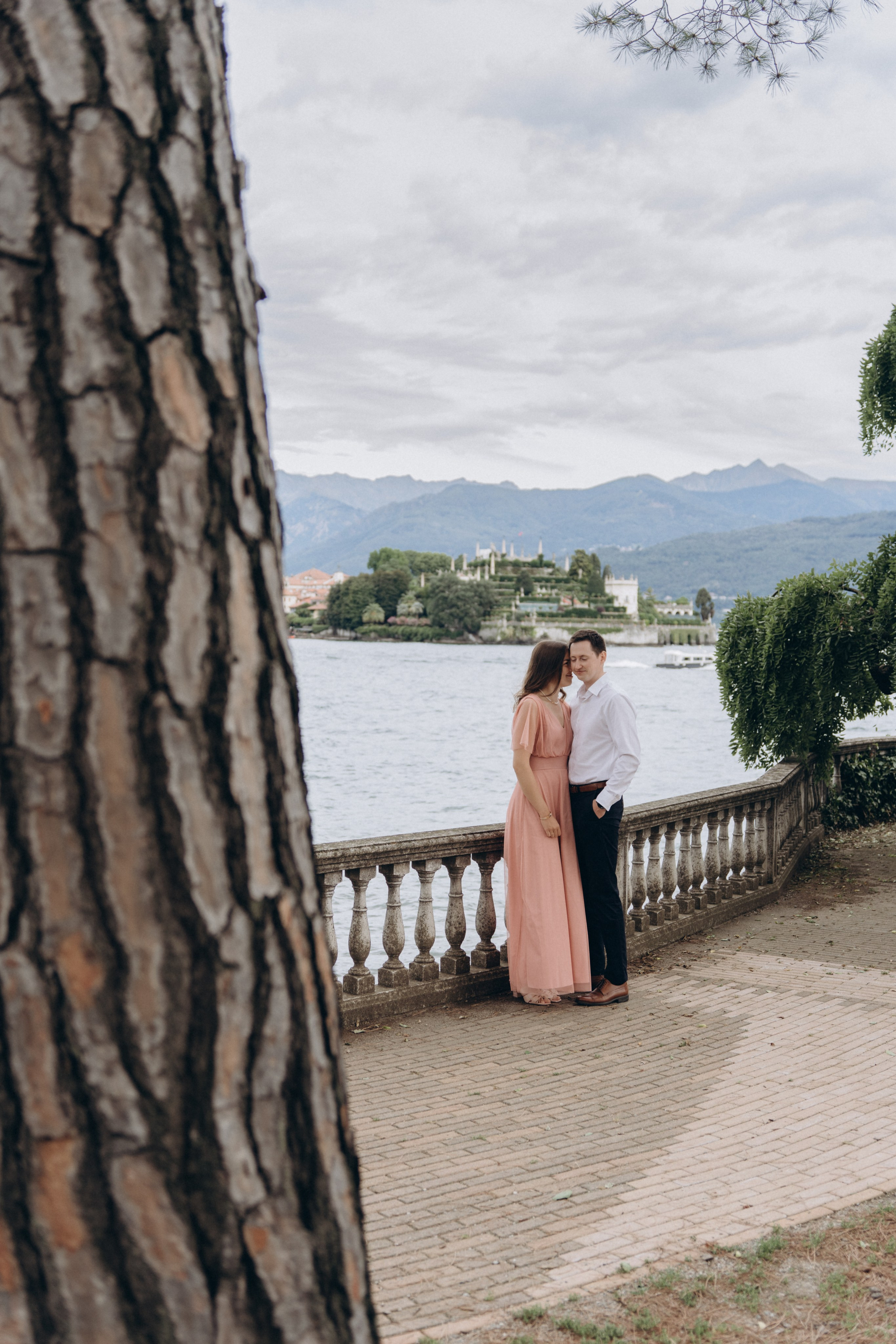 V&M. PHOTOGRAPHER IN ITALY