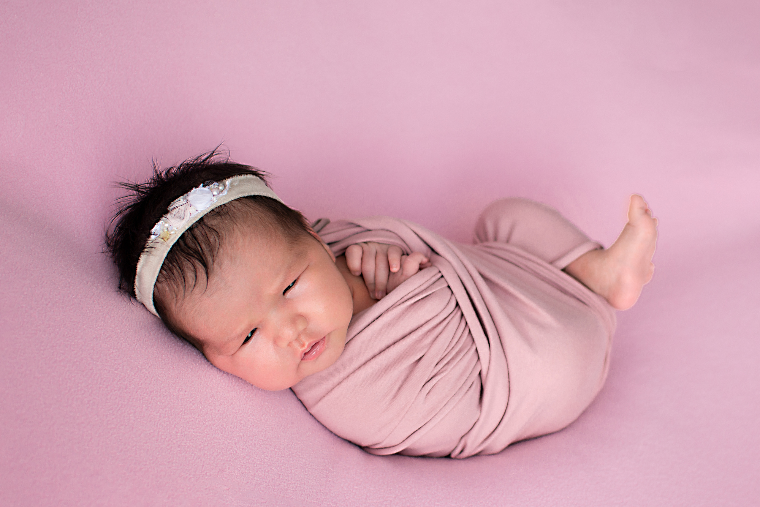 Томирис. Фотограф новорожденных в Темиртау и Караганде Любовь Жукова newborn