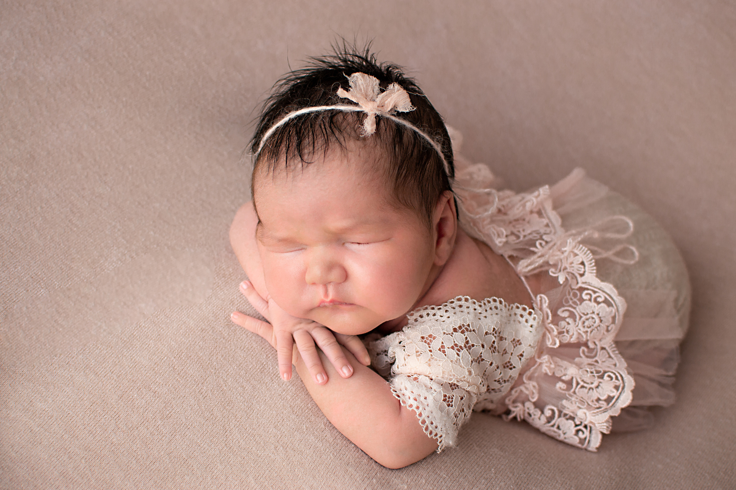 Томирис. Фотограф новорожденных в Темиртау и Караганде Любовь Жукова newborn