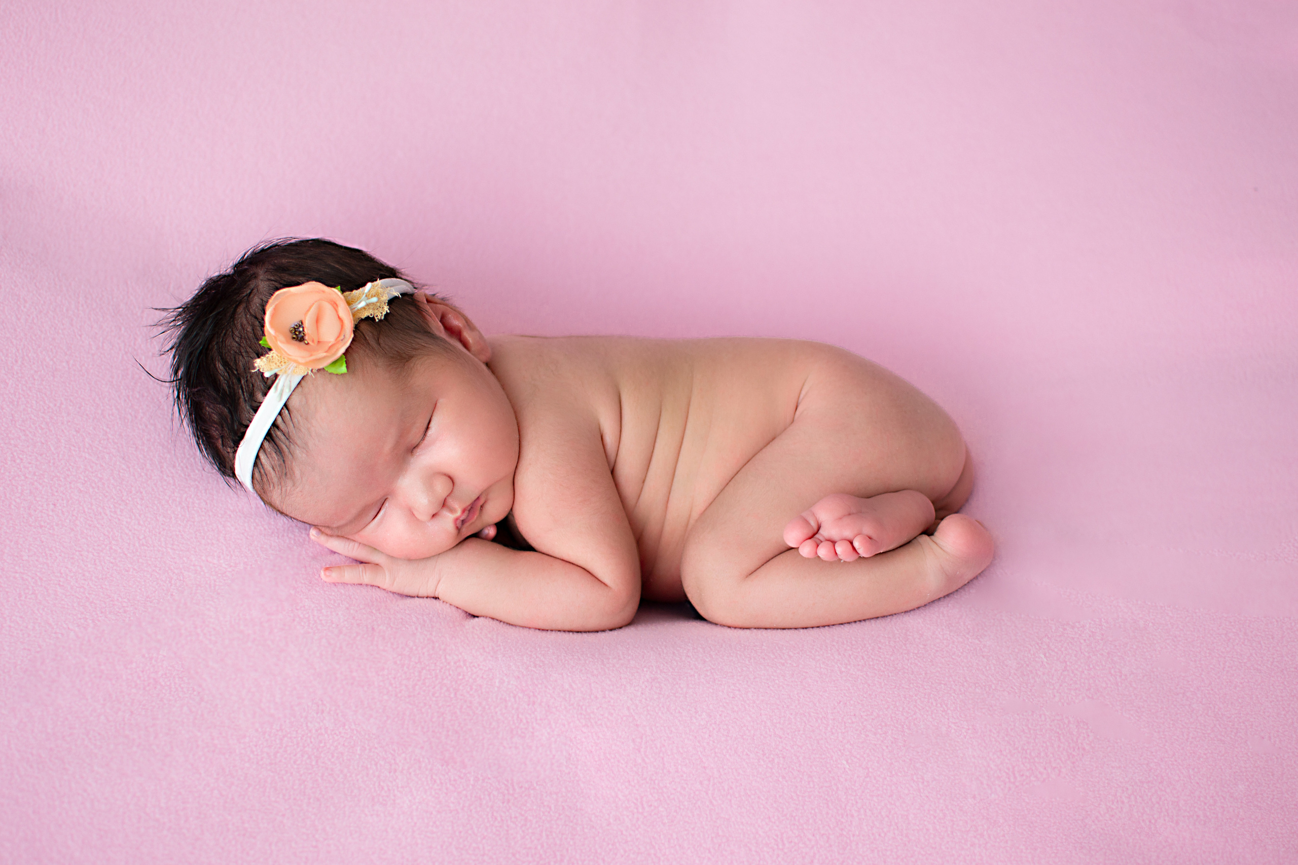 Томирис. Фотограф новорожденных в Темиртау и Караганде Любовь Жукова newborn