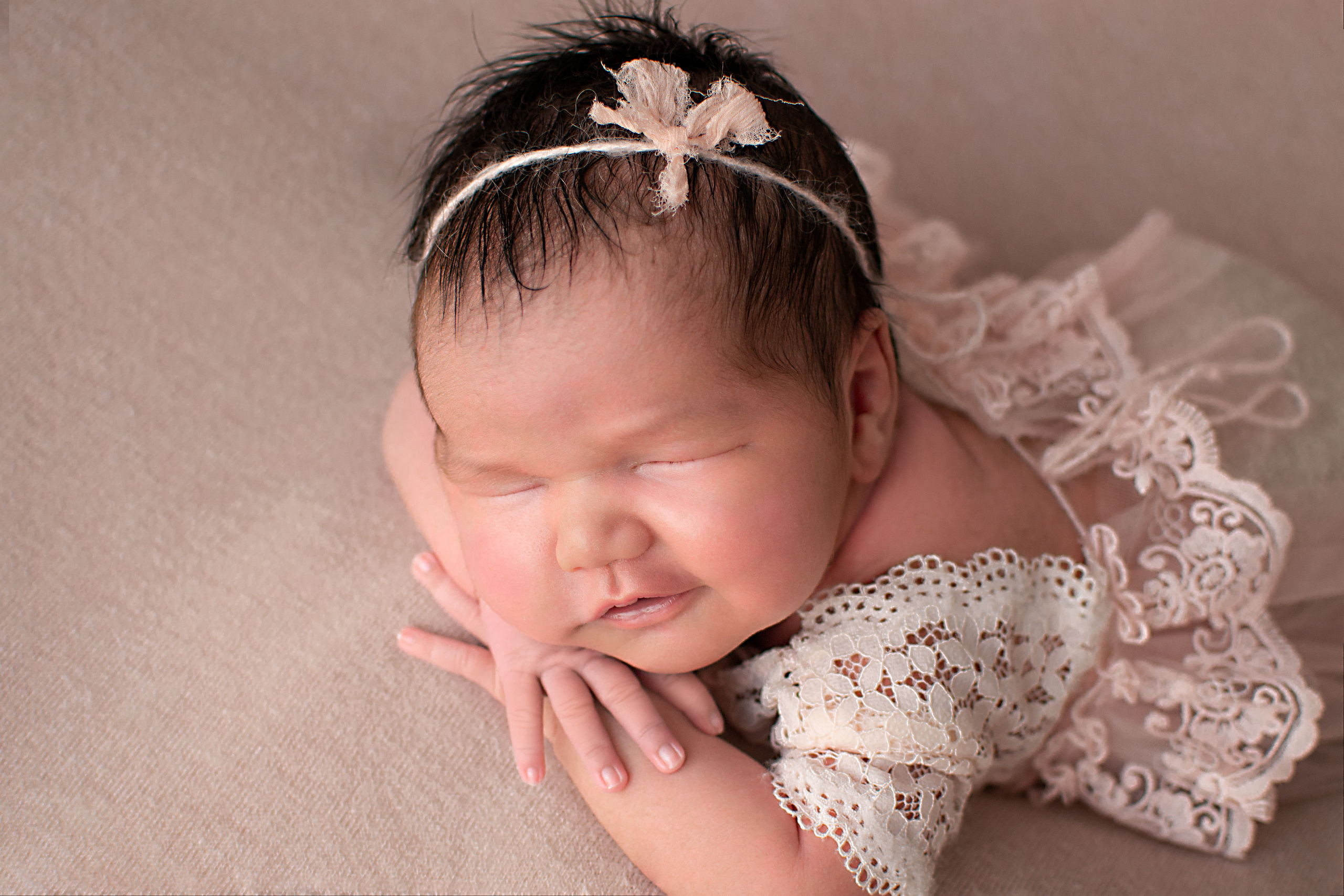 Томирис. Фотограф новорожденных в Темиртау и Караганде Любовь Жукова newborn