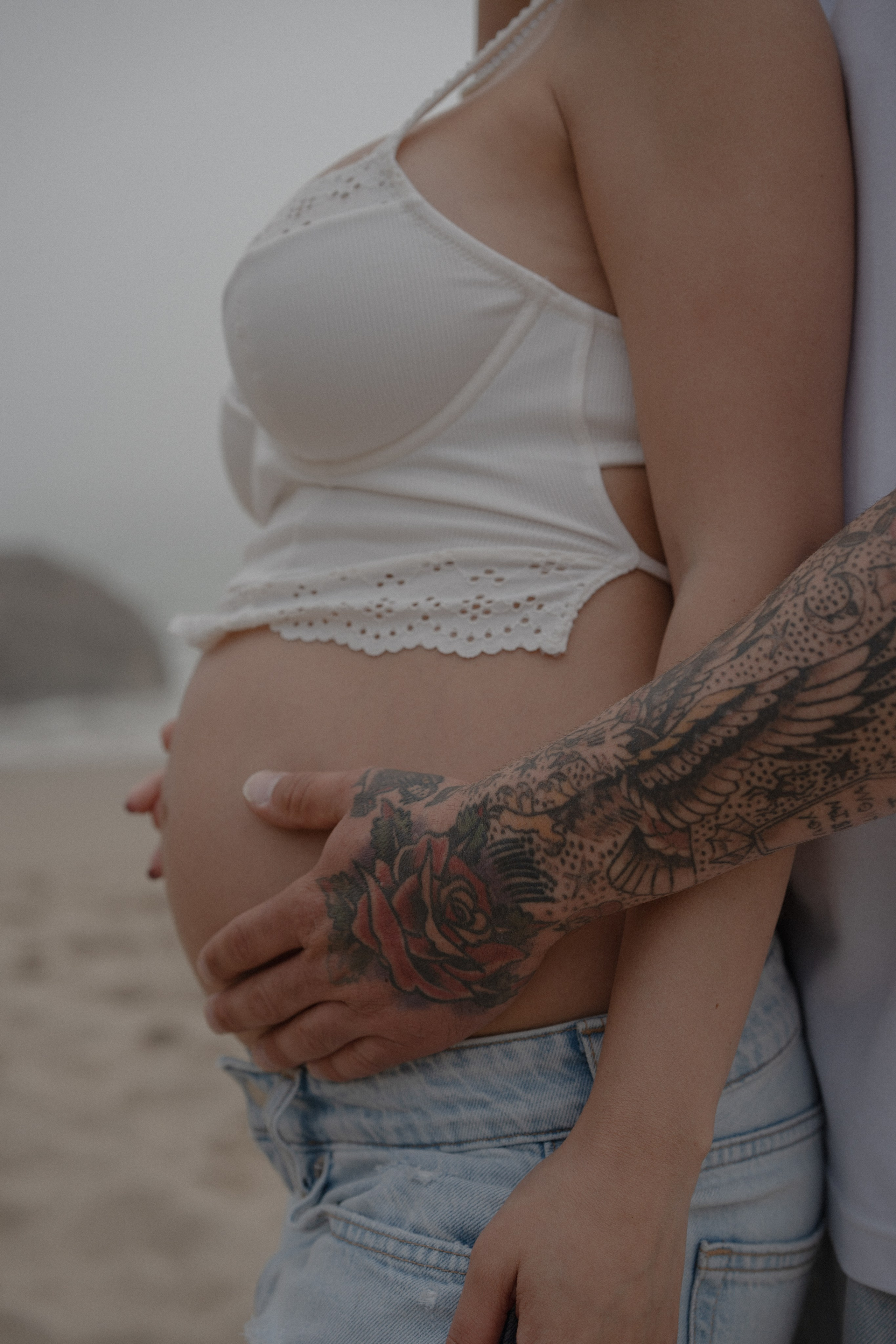 Aziza, Carl & Nelly. Pregnancy photoshoot. Portrait, family, maternity & wedding photography & videography in SoCal Kseni Vibe