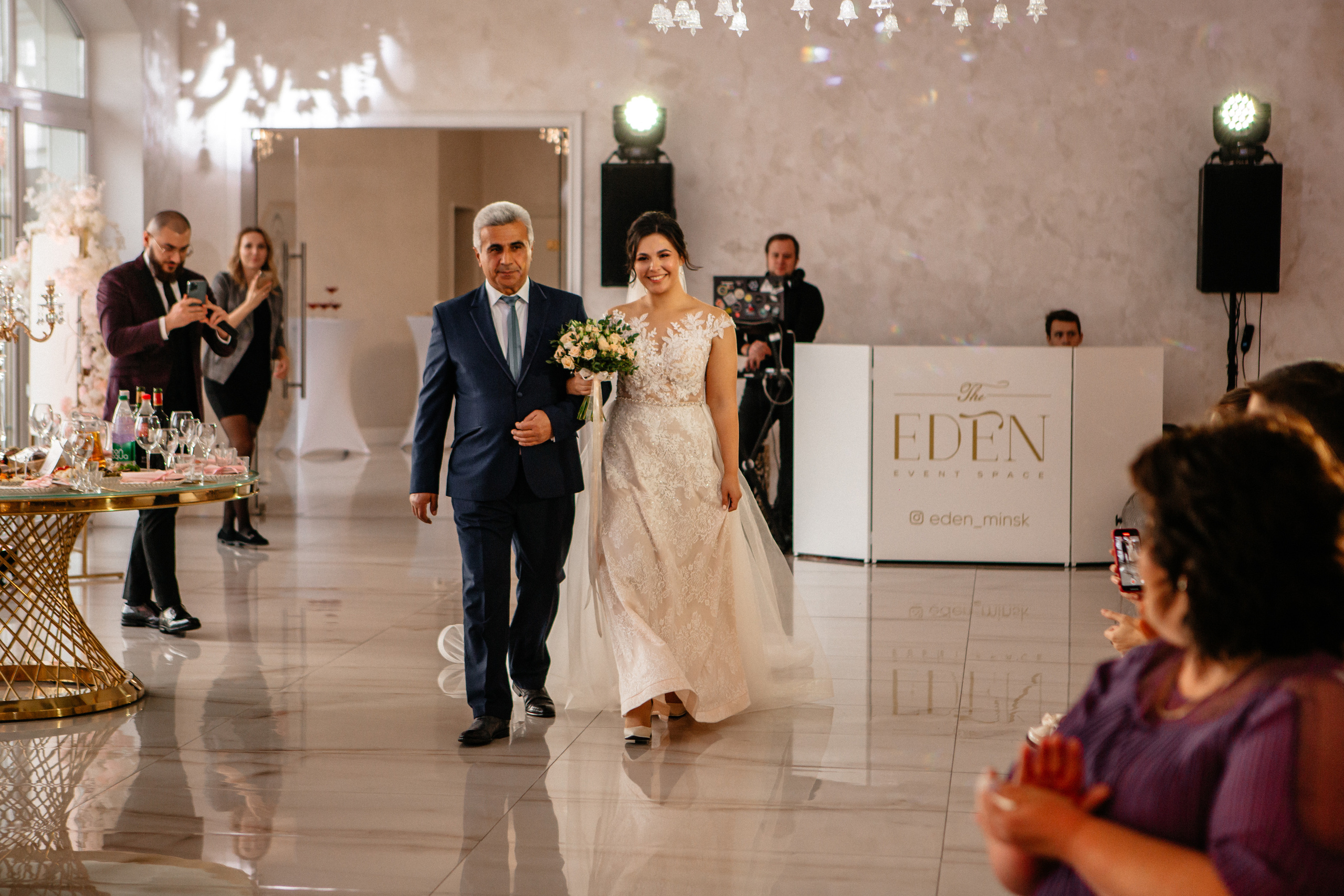 M & E. Fotógrafa de bodas y familias en España, Valencia: Nadia ProFoto