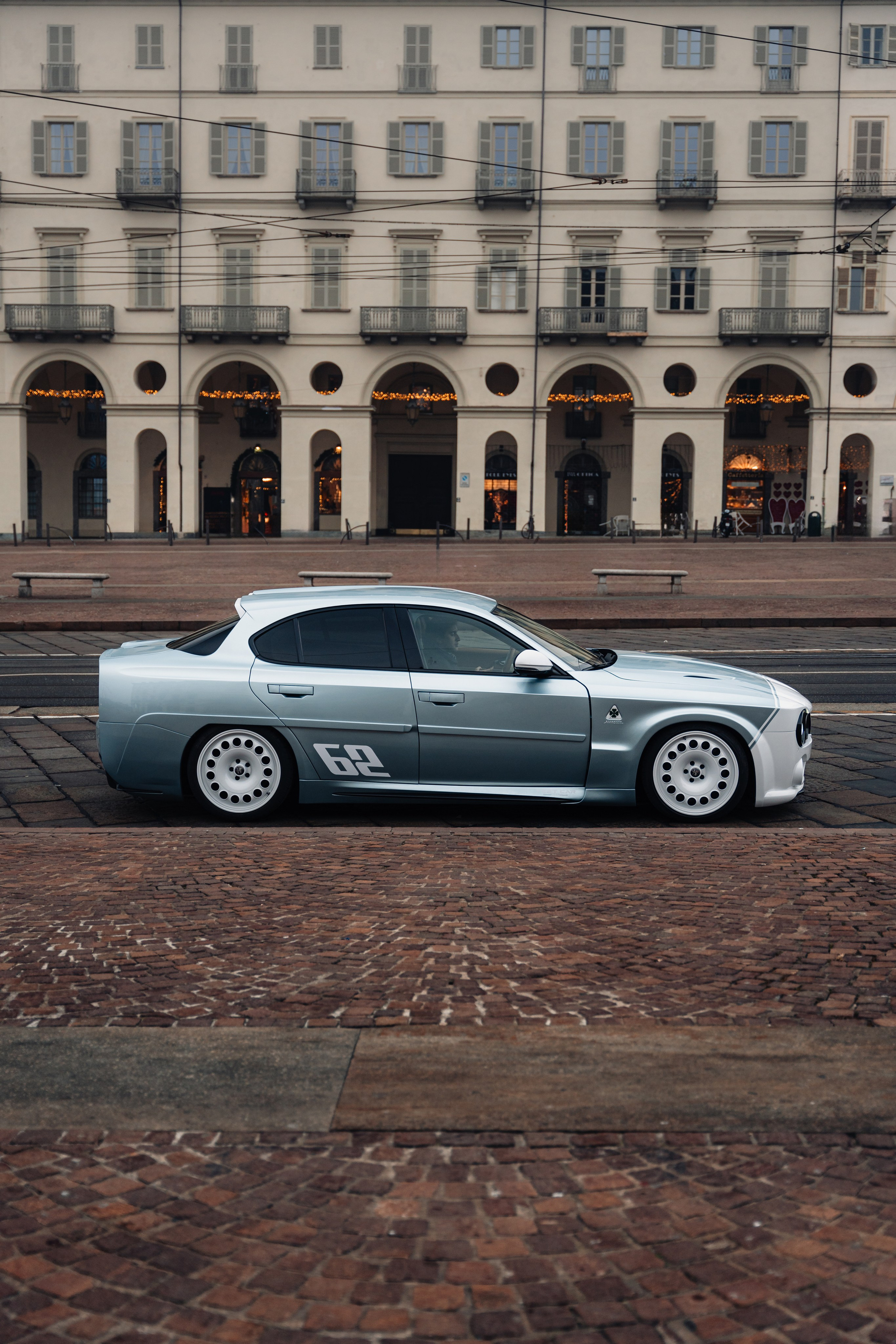 Afla Romeo Giulia ErreErre Fuoriserie. Photographer in Paris — Vitalii Motruk