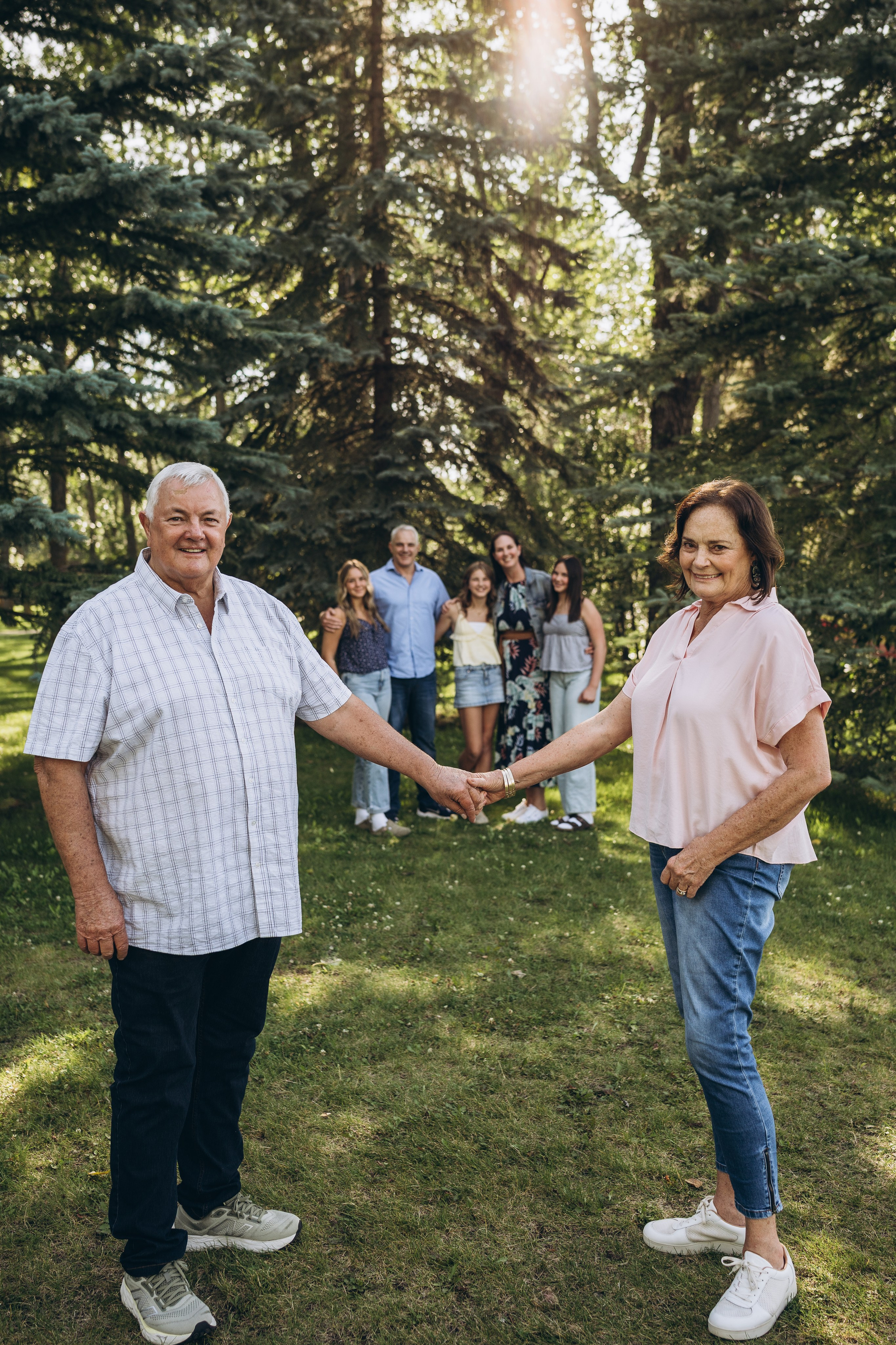 Lynn & fam. Calgary Wedding & Lifestyle Photographer — Yevhen Polishchuk