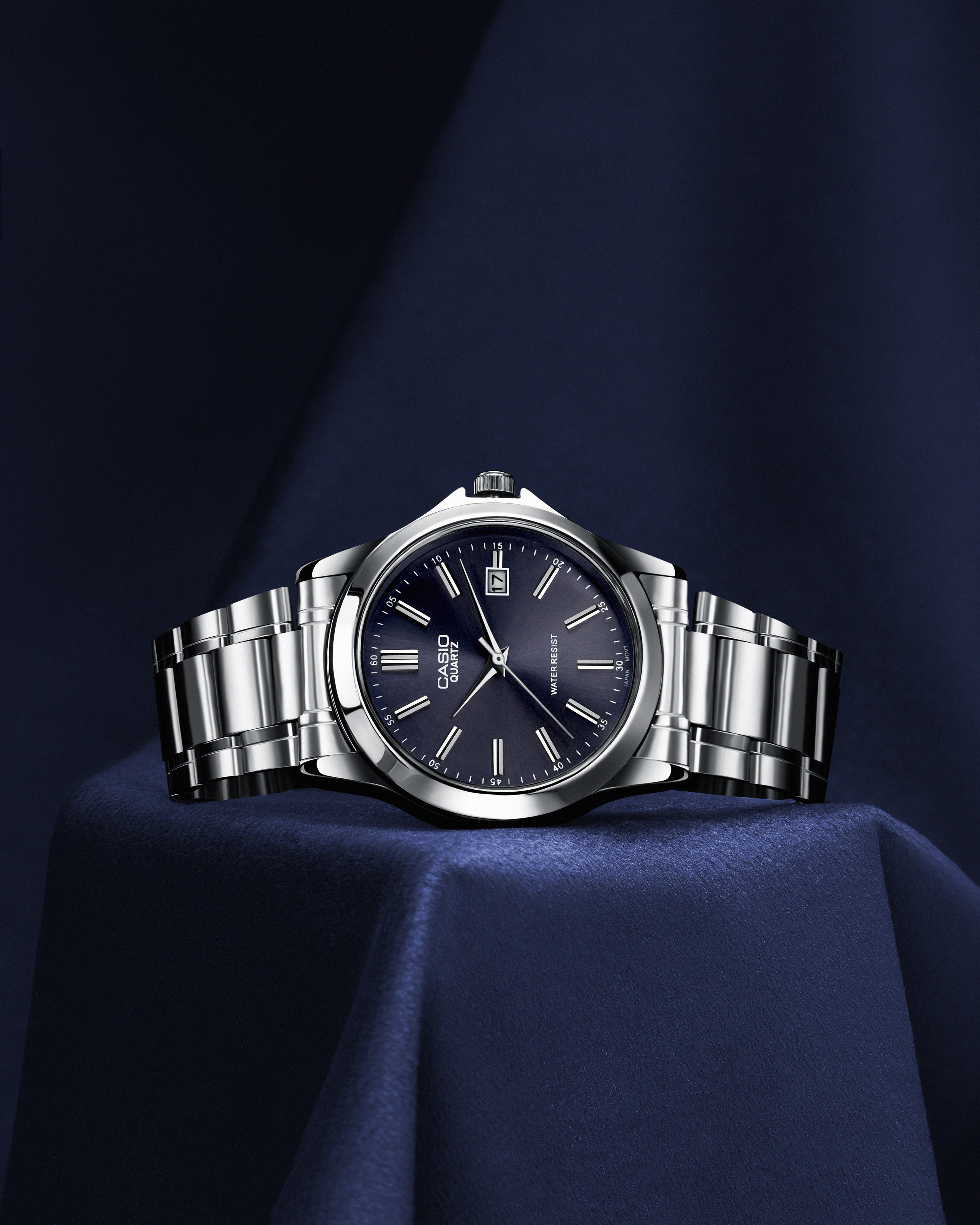 Retouching Portfolio Before\ After. Retoucher Available Worldwide, Product Photographer in Georgia, Batumi Aliaksandra