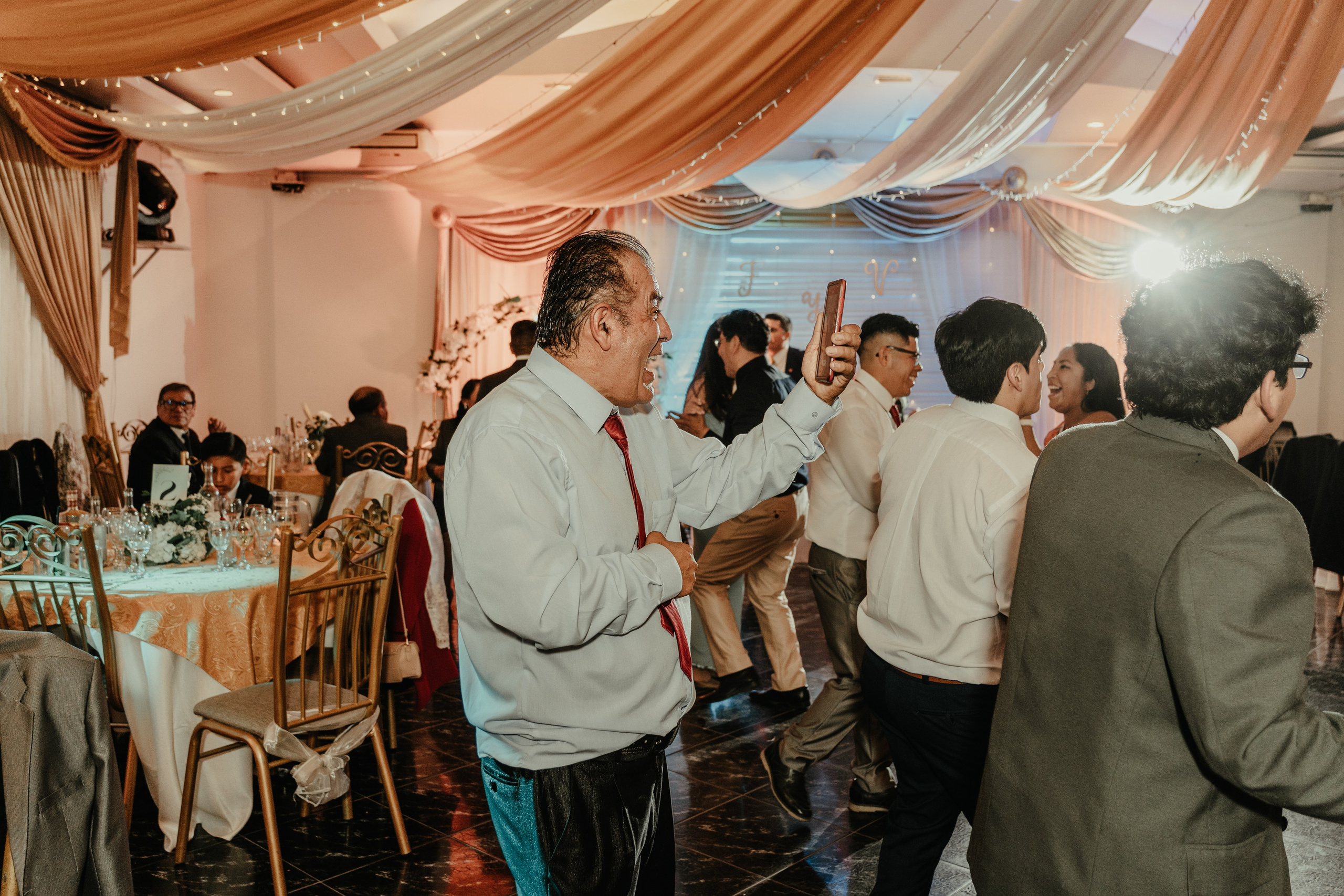 VANESSA + FRANKLIN BODA RELIGIOSA. Studio KVTA | Fotografía y Video de Bodas en Arequipa