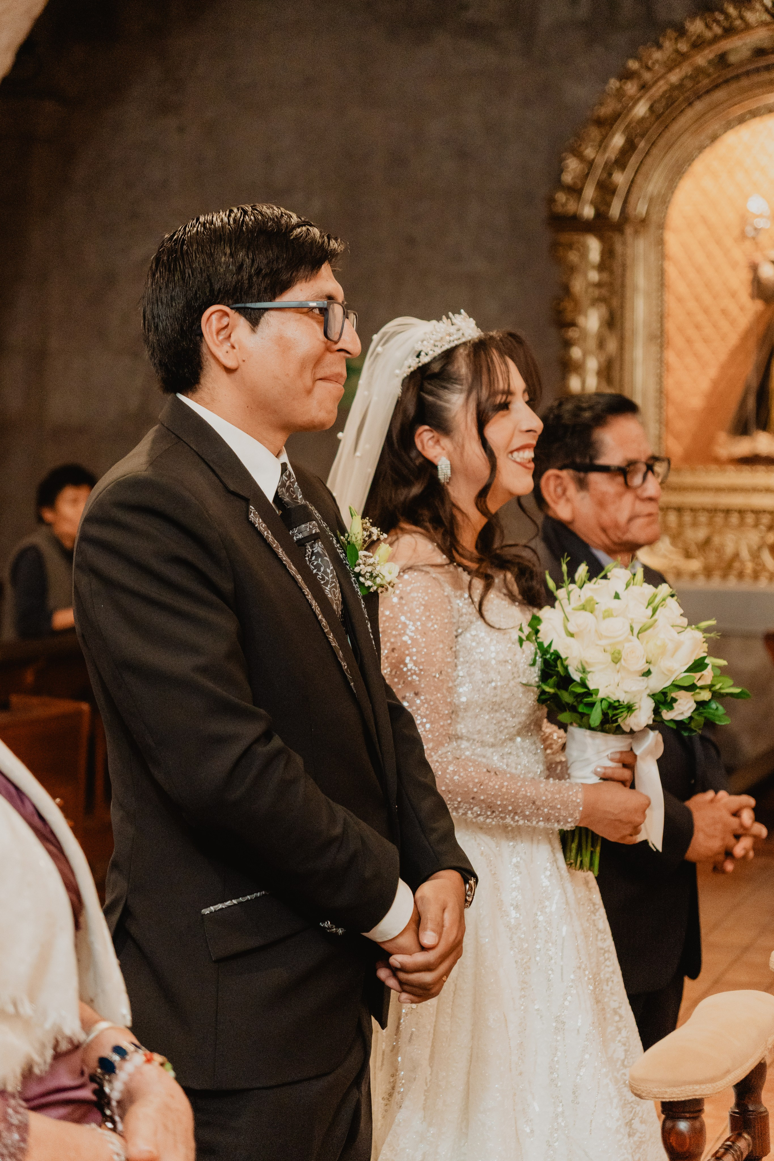 FERNANDO + MARIBEL | BODA RELIGIOSA. Studio KVTA | Fotografía y Video de Bodas en Arequipa