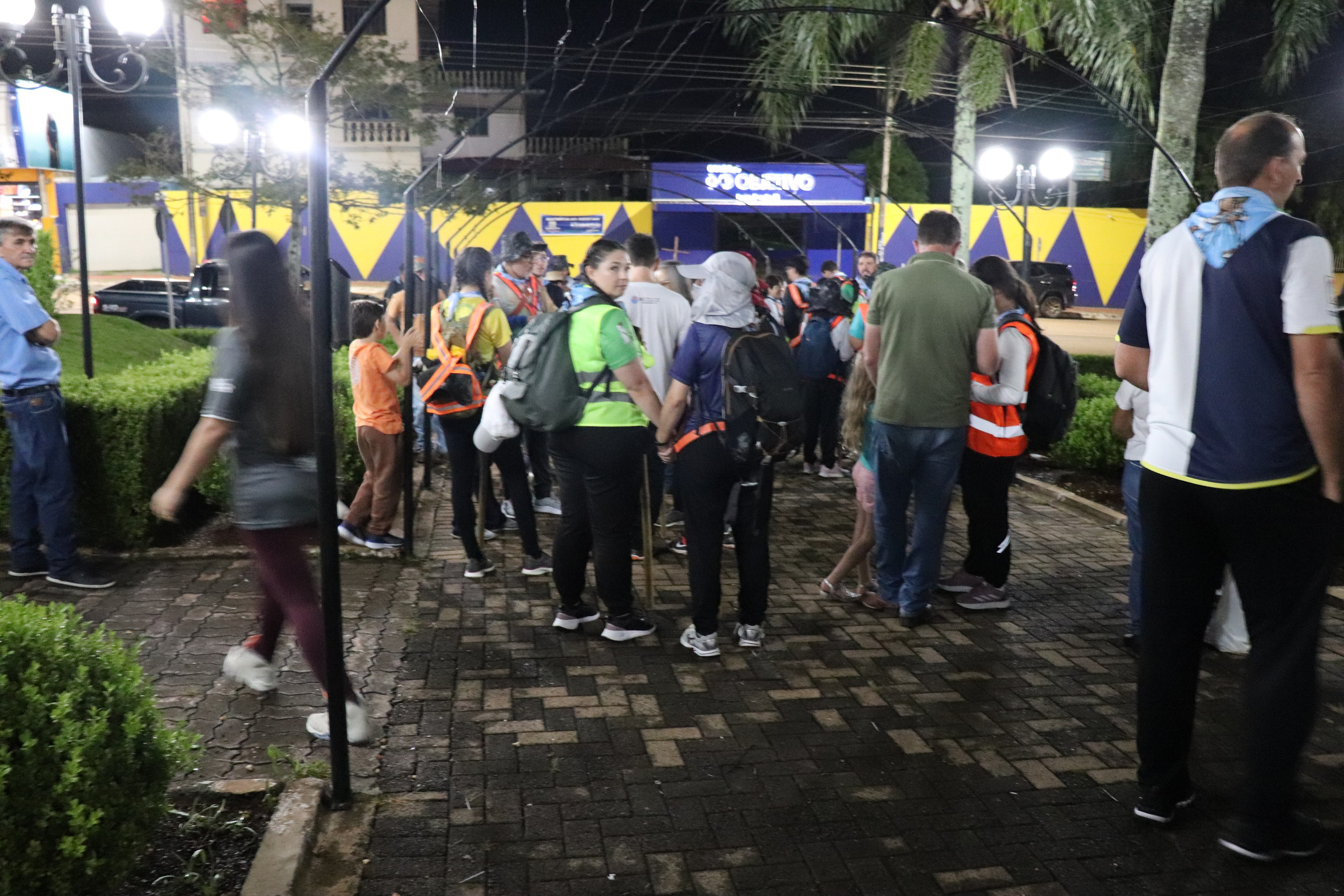 Peregrinação Nossa Senhora de Belém. Handa Produções