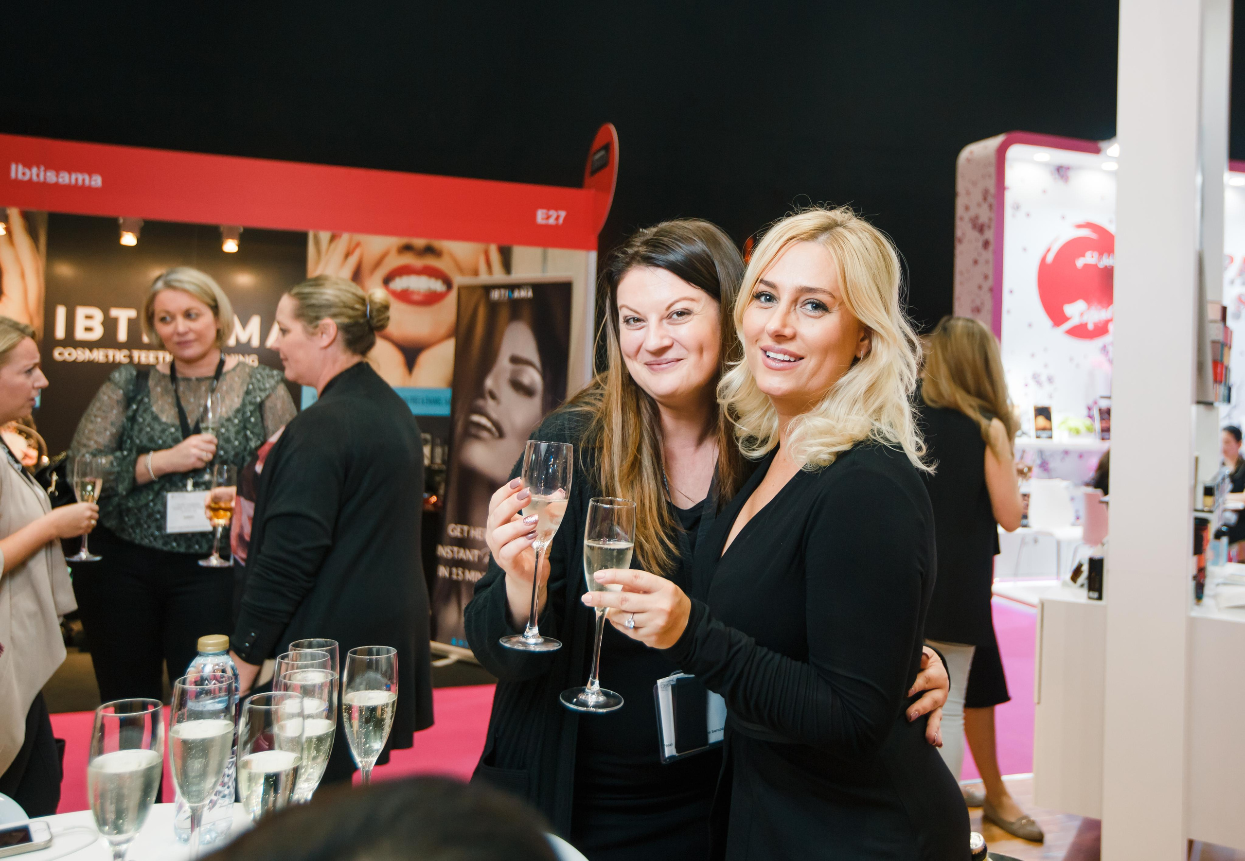 People. Photographer and videographer in Dubai Dmitry Gromov