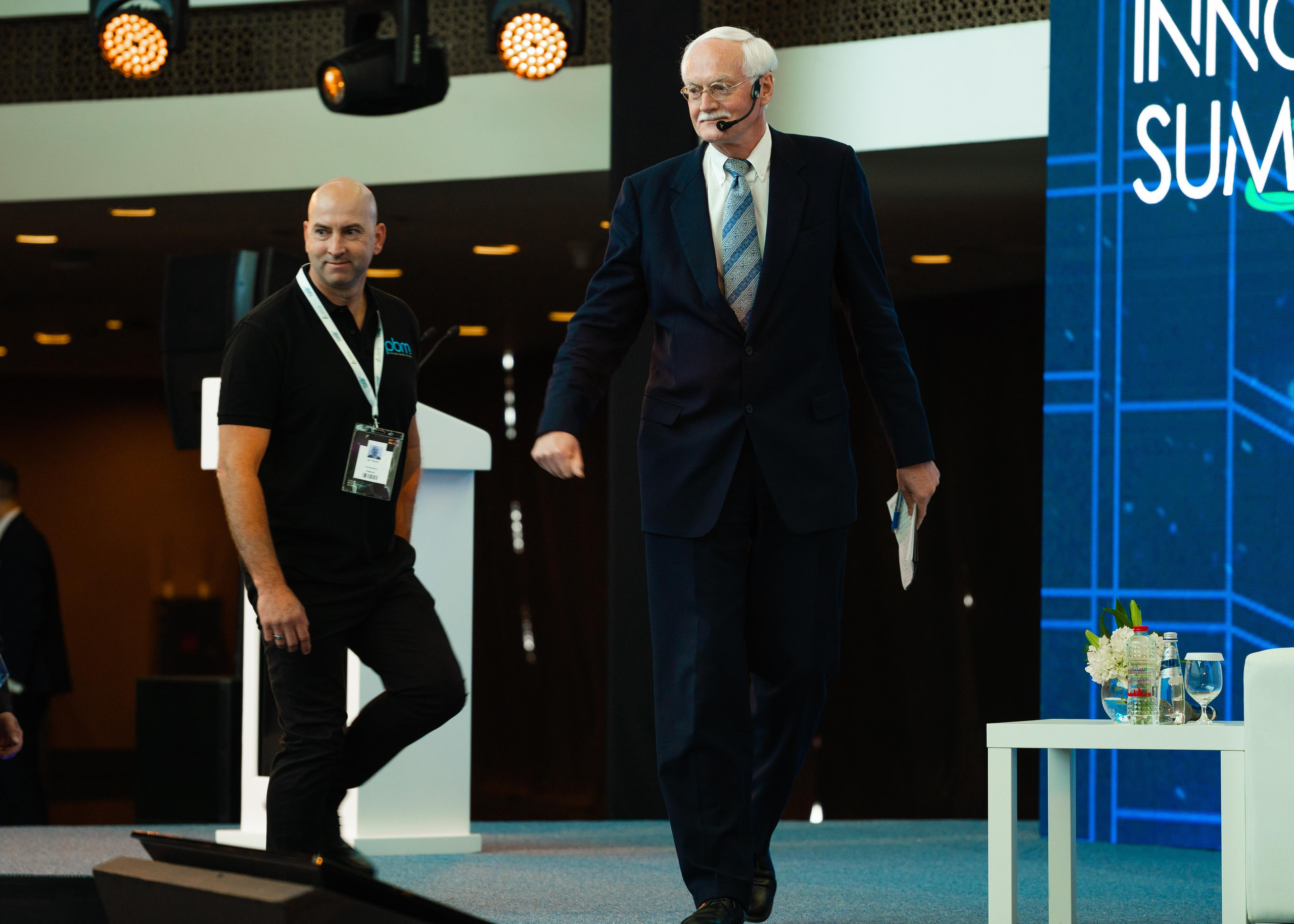 People. Photographer and videographer in Dubai Dmitry Gromov