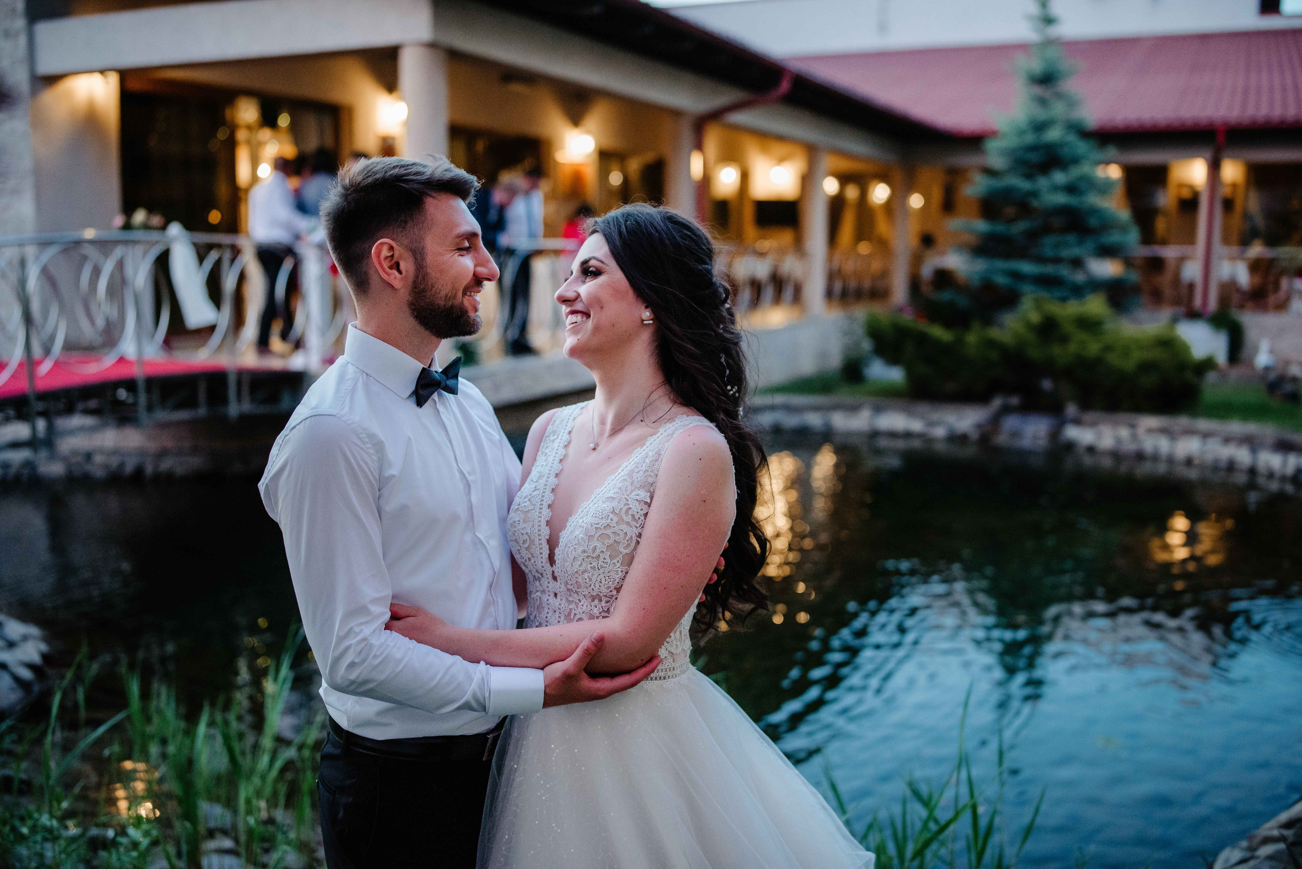 Radu Rahovan Fotograf de nuntǎ Cluj - Alba - Bistrița - Maramureș - Satu Mare - Sǎlaj - Târgu Mureș