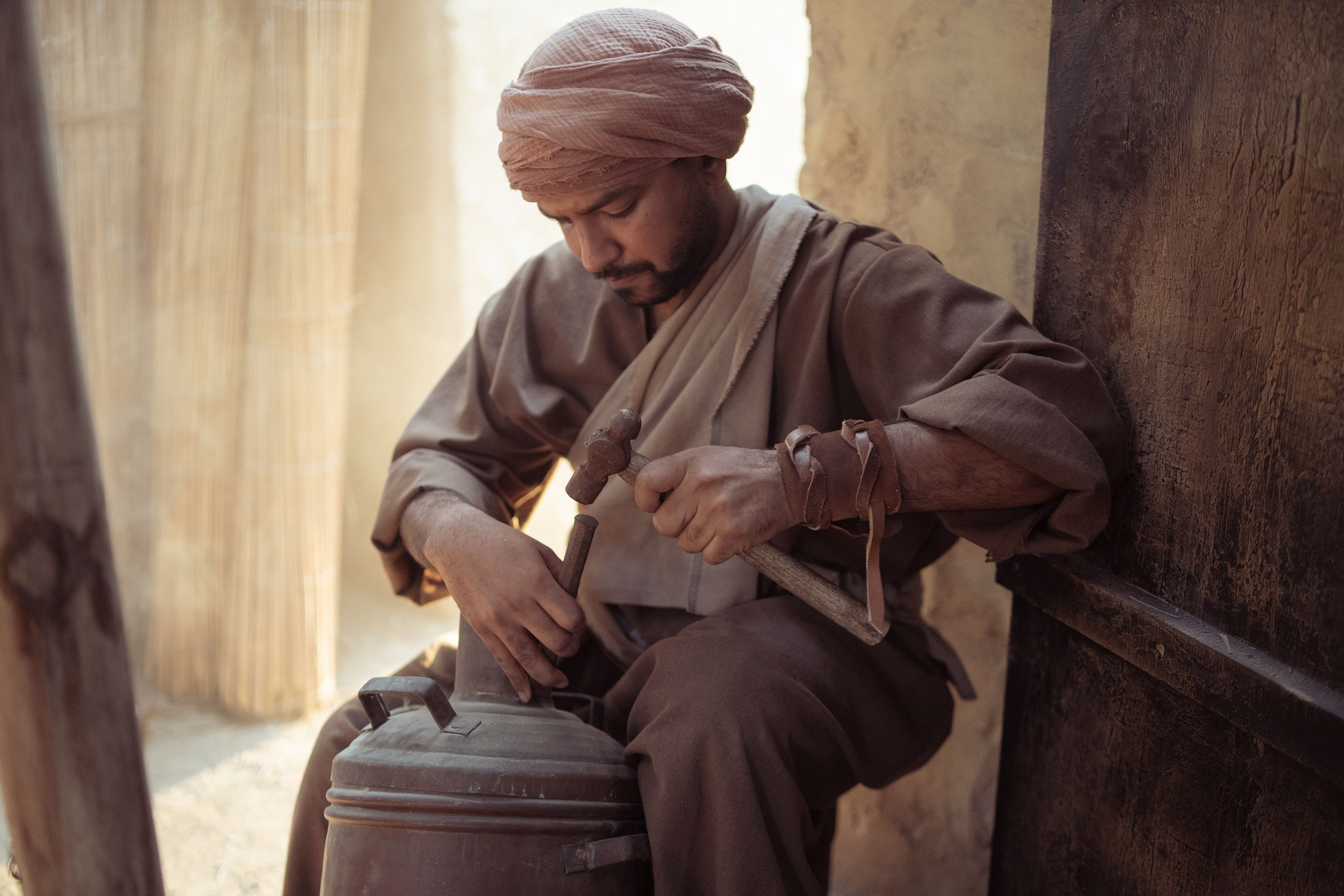 Creative Photography Dubai — Denys Gromov. Denys Gromov