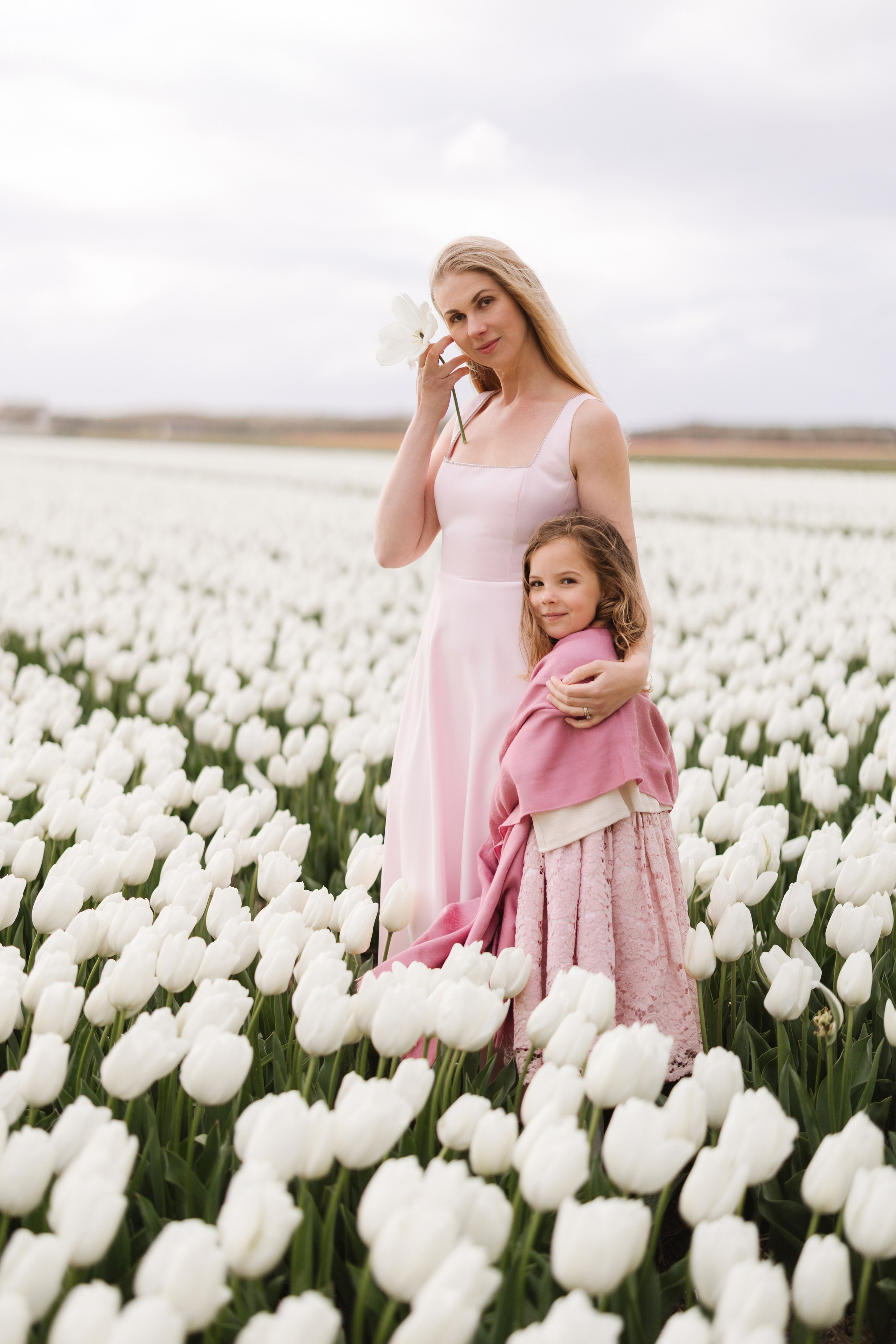 TULIP FIELDS PHOTOSHOOT. Yuliya Vaschenok — Photographer in the Netherlands