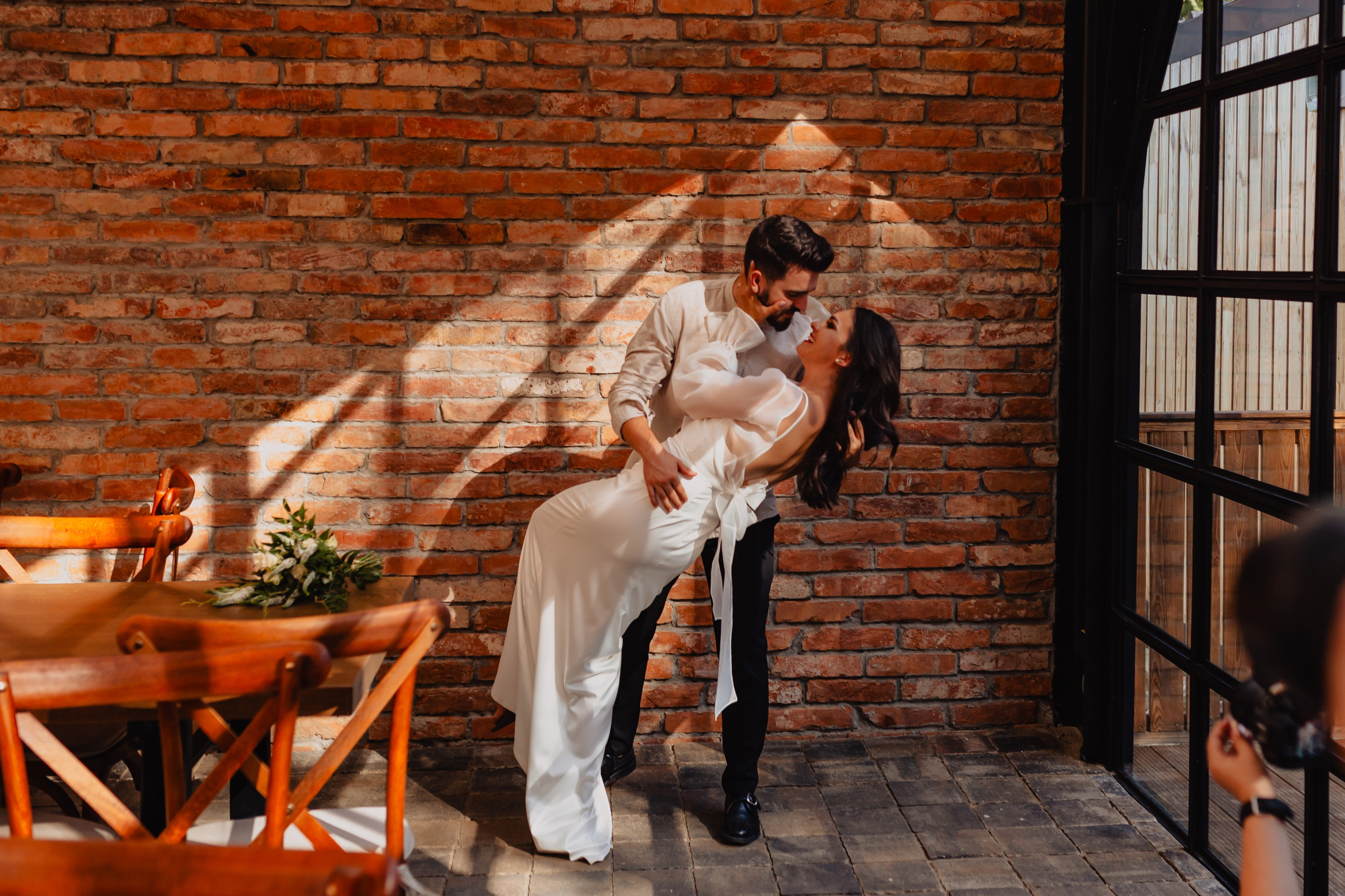Destination Wedding. Fotograf de nunta — documenting your love story with a touch of editorial — wedding photographer